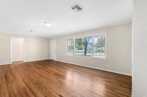 1008 17th Avenue N Property Photo 3