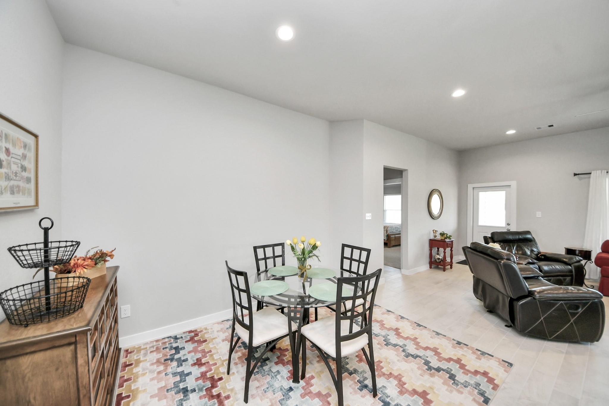 3202 Fogmist Drive Property Photo 9