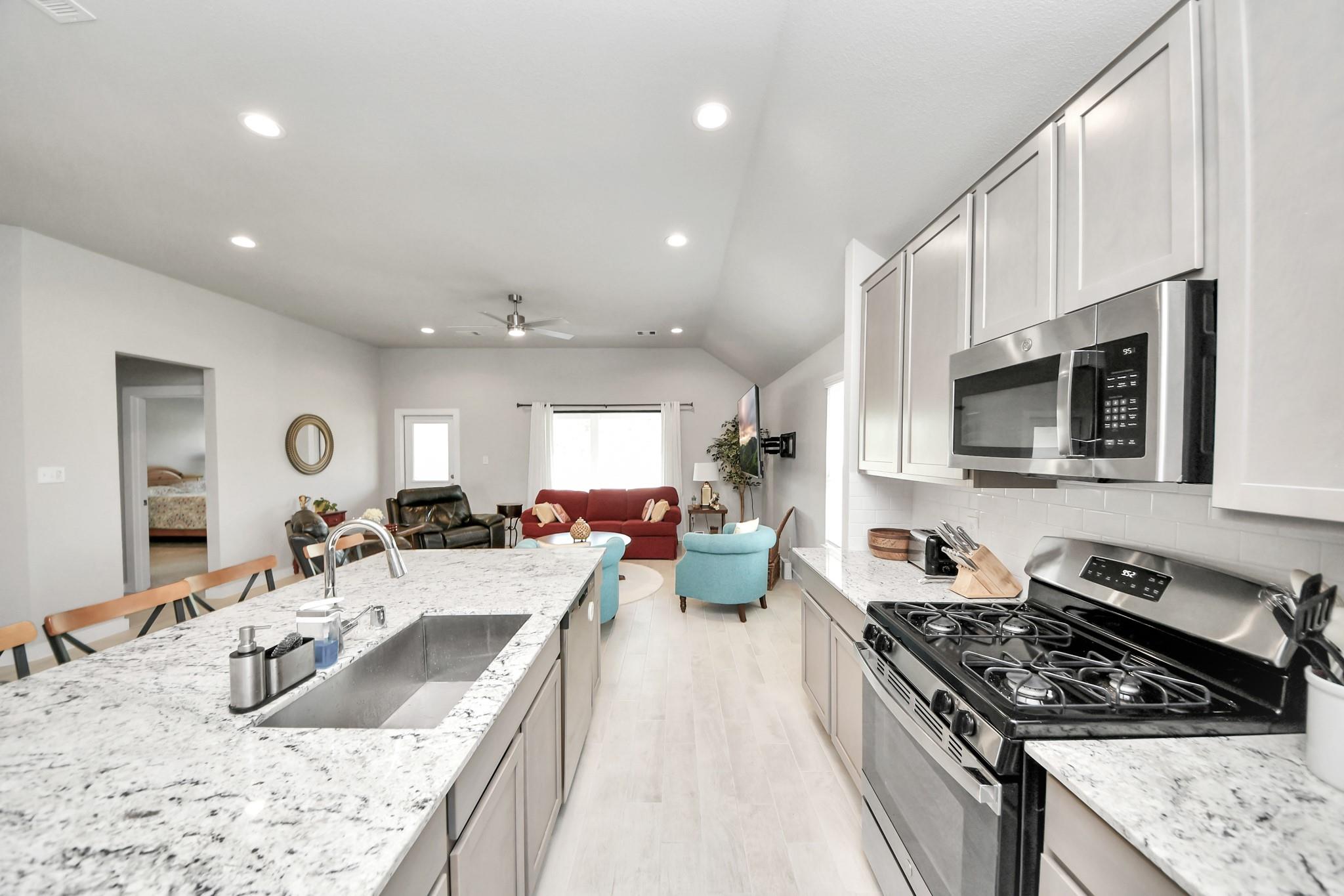 3202 Fogmist Drive Property Photo 17