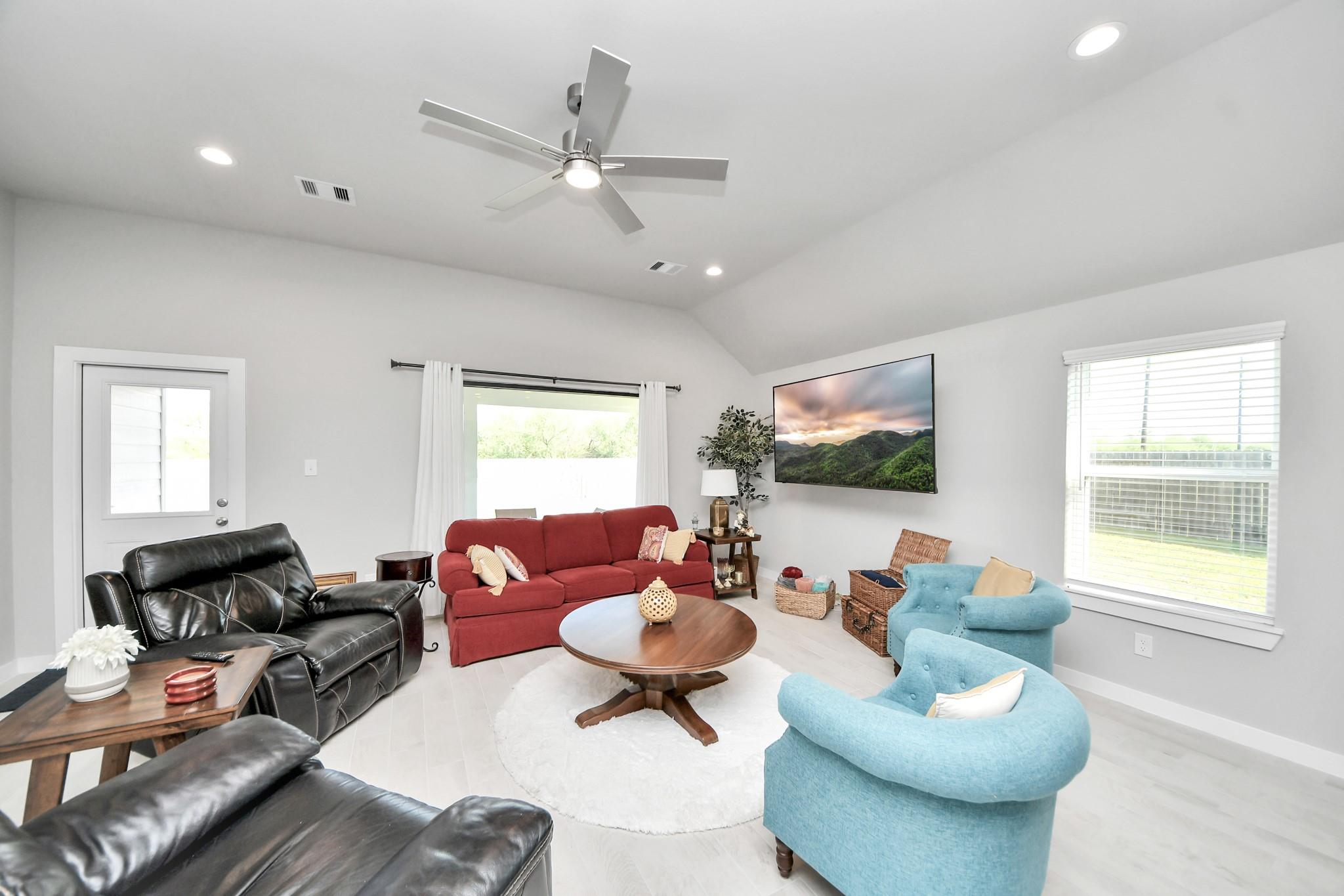 3202 Fogmist Drive Property Photo 19