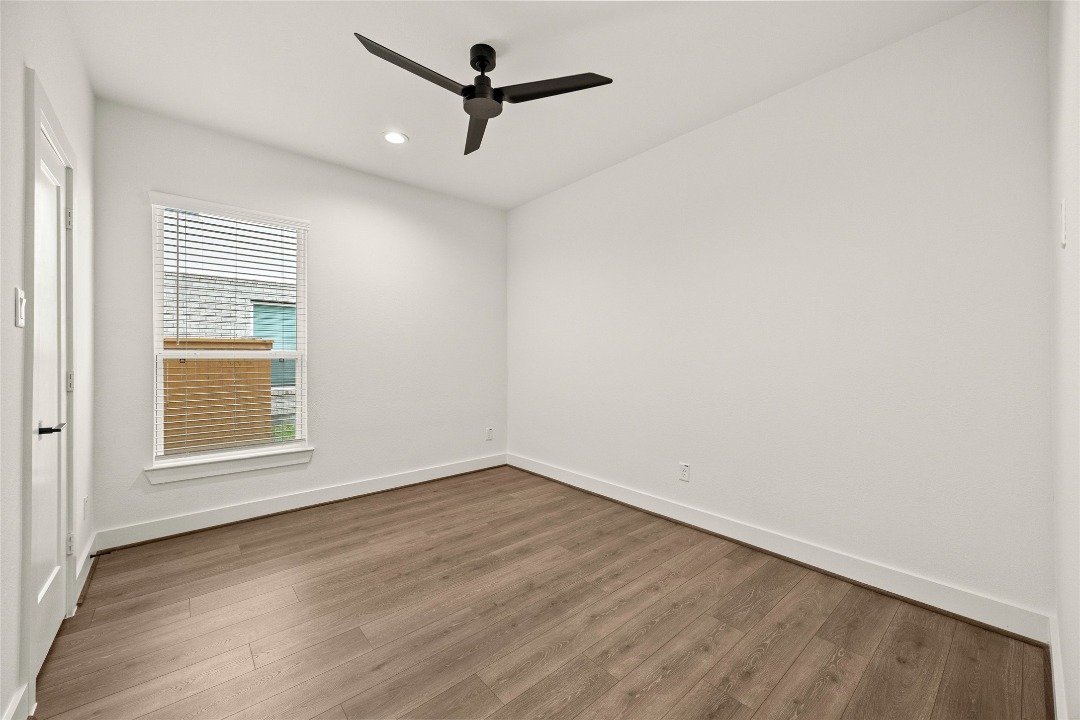 2632 Seaglass View Drive Property Photo 20