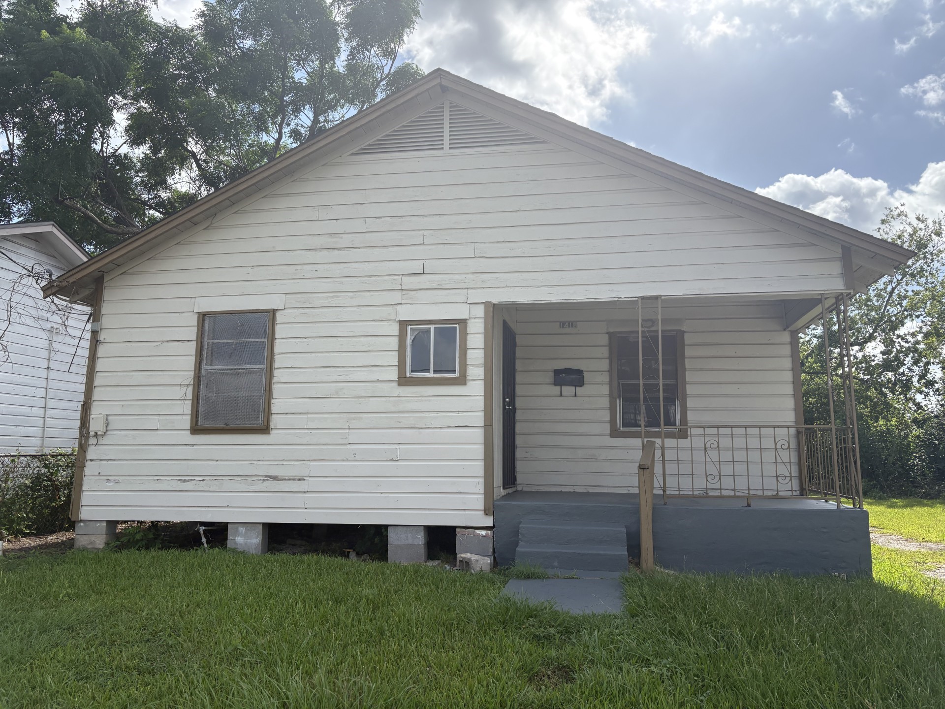1418 Bringhurst Street Property Photo 2