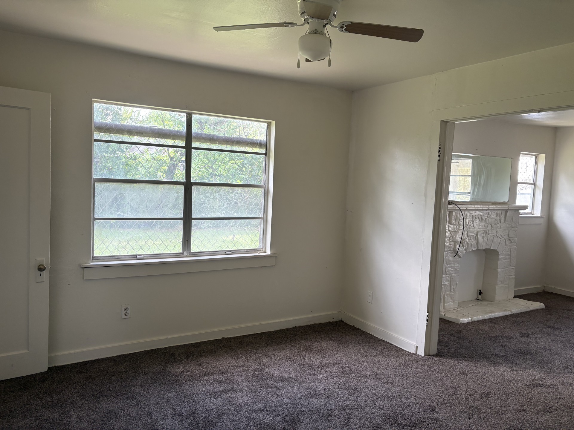 1418 Bringhurst Street Property Photo 4