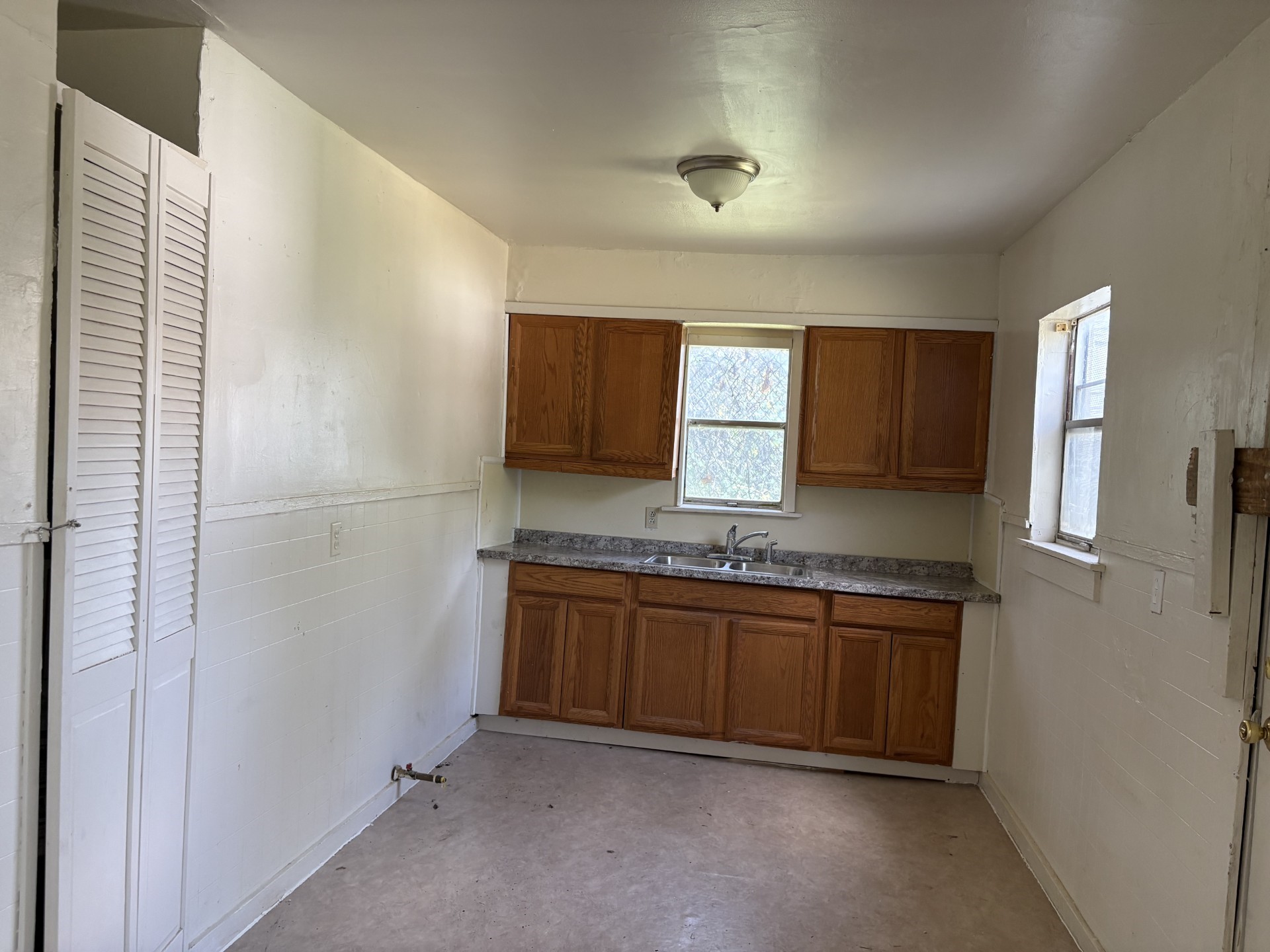 1418 Bringhurst Street Property Photo 10