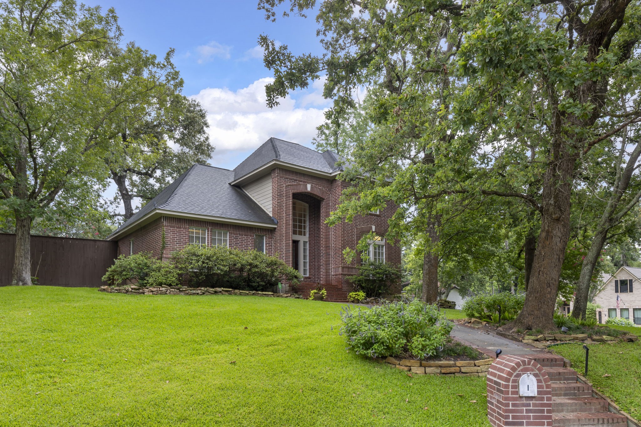 1 Fairmont Court Property Photo