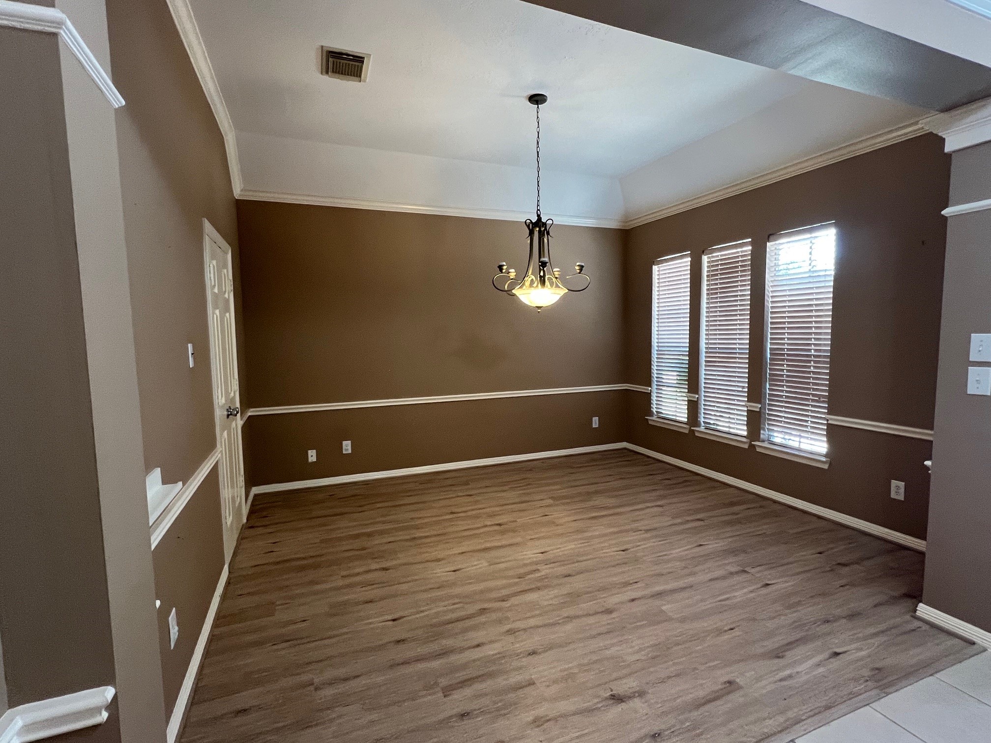 22703 Blue Canyon Drive Property Photo 6