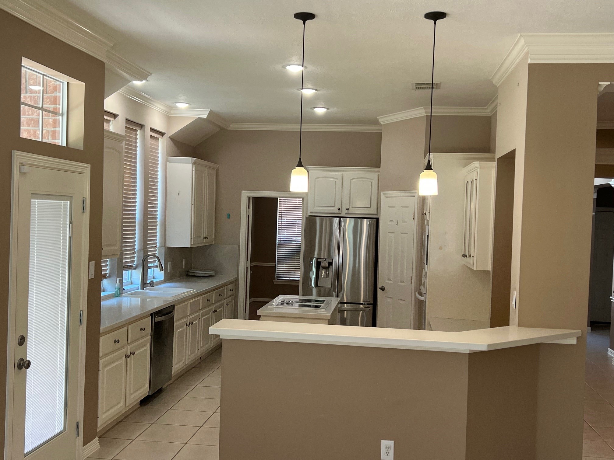 22703 Blue Canyon Drive Property Photo 8
