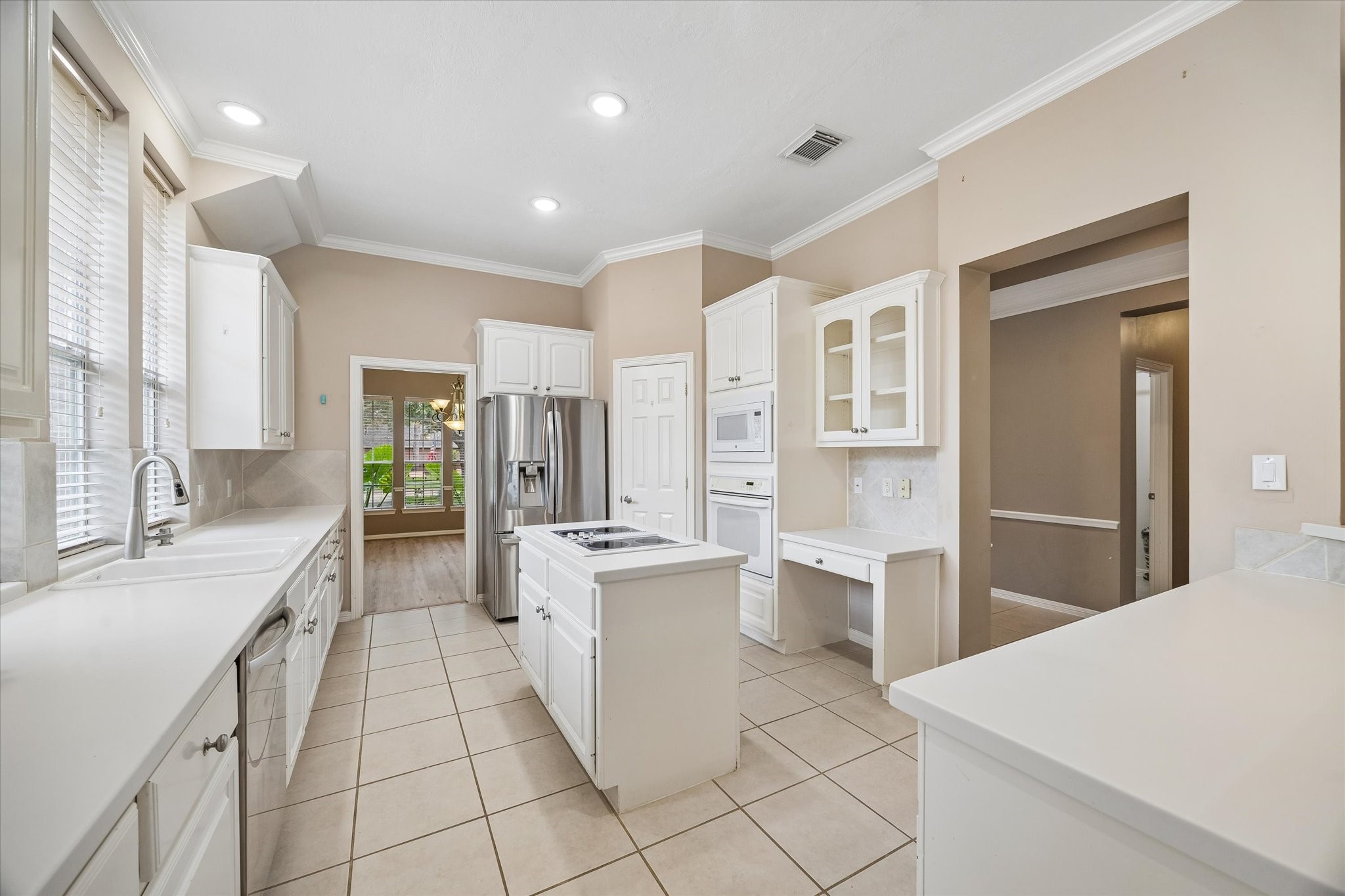22703 Blue Canyon Drive Property Photo 9