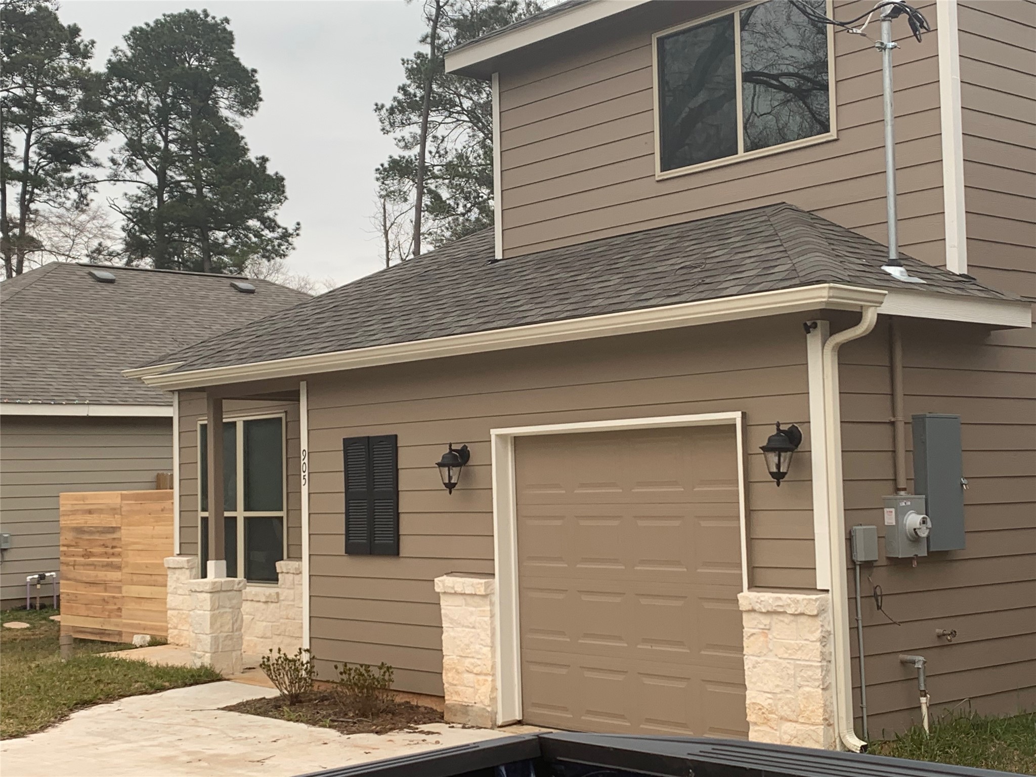 905 Chickasaw Drive Property Photo 1