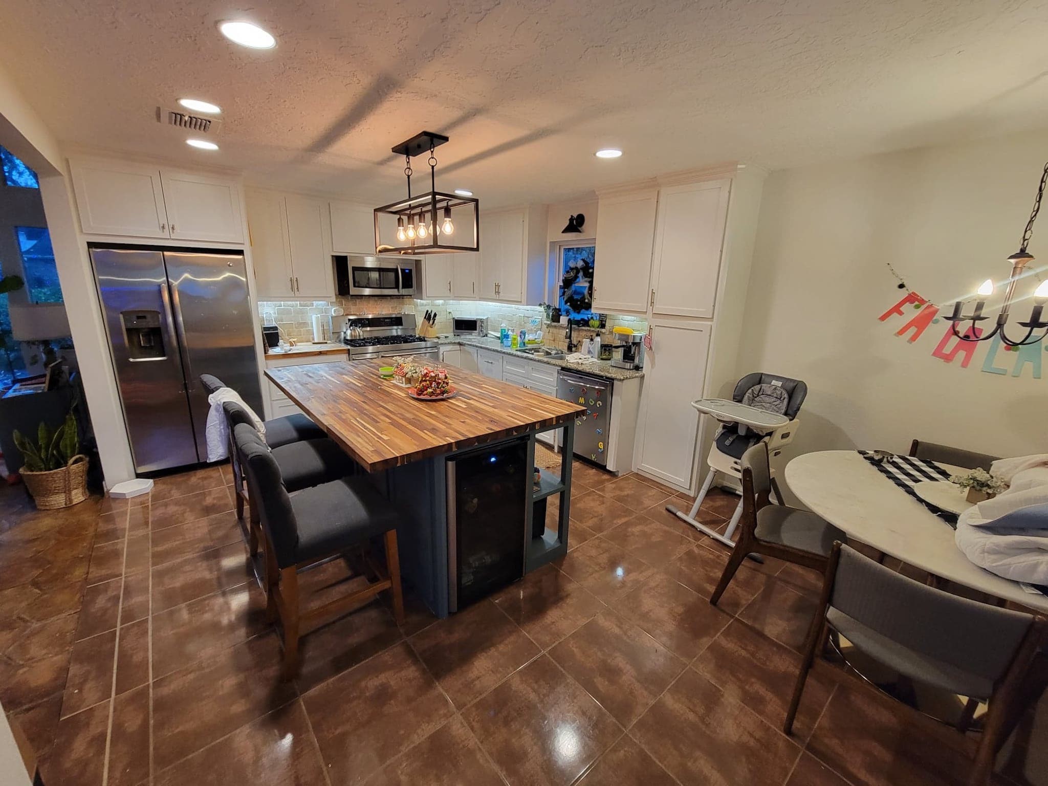12403 Tottenham Drive Property Photo 2
