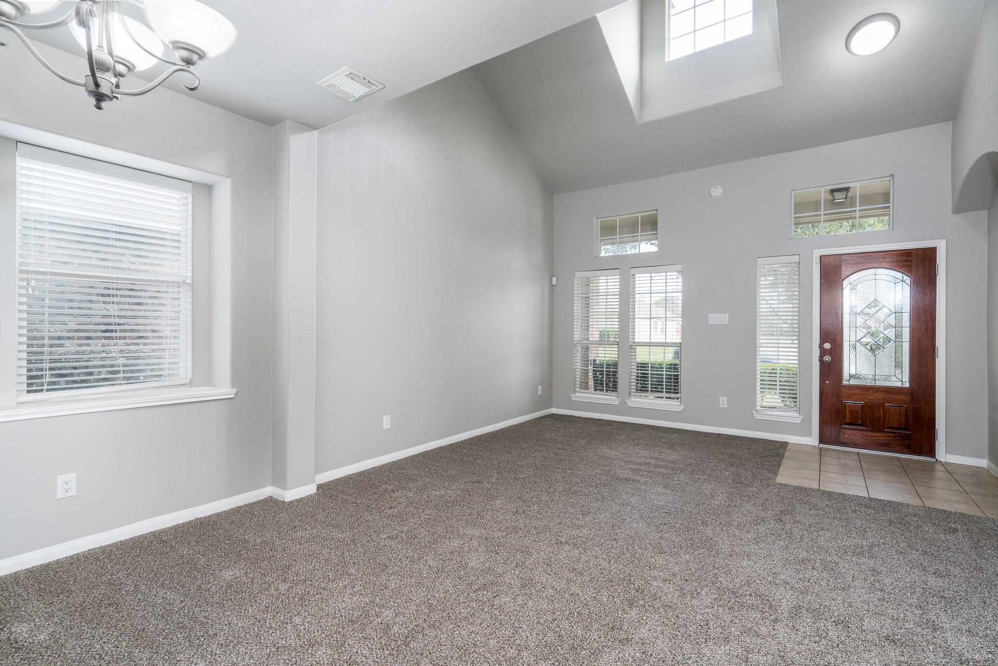 12947 E Millstream Bend Lane Property Photo 2