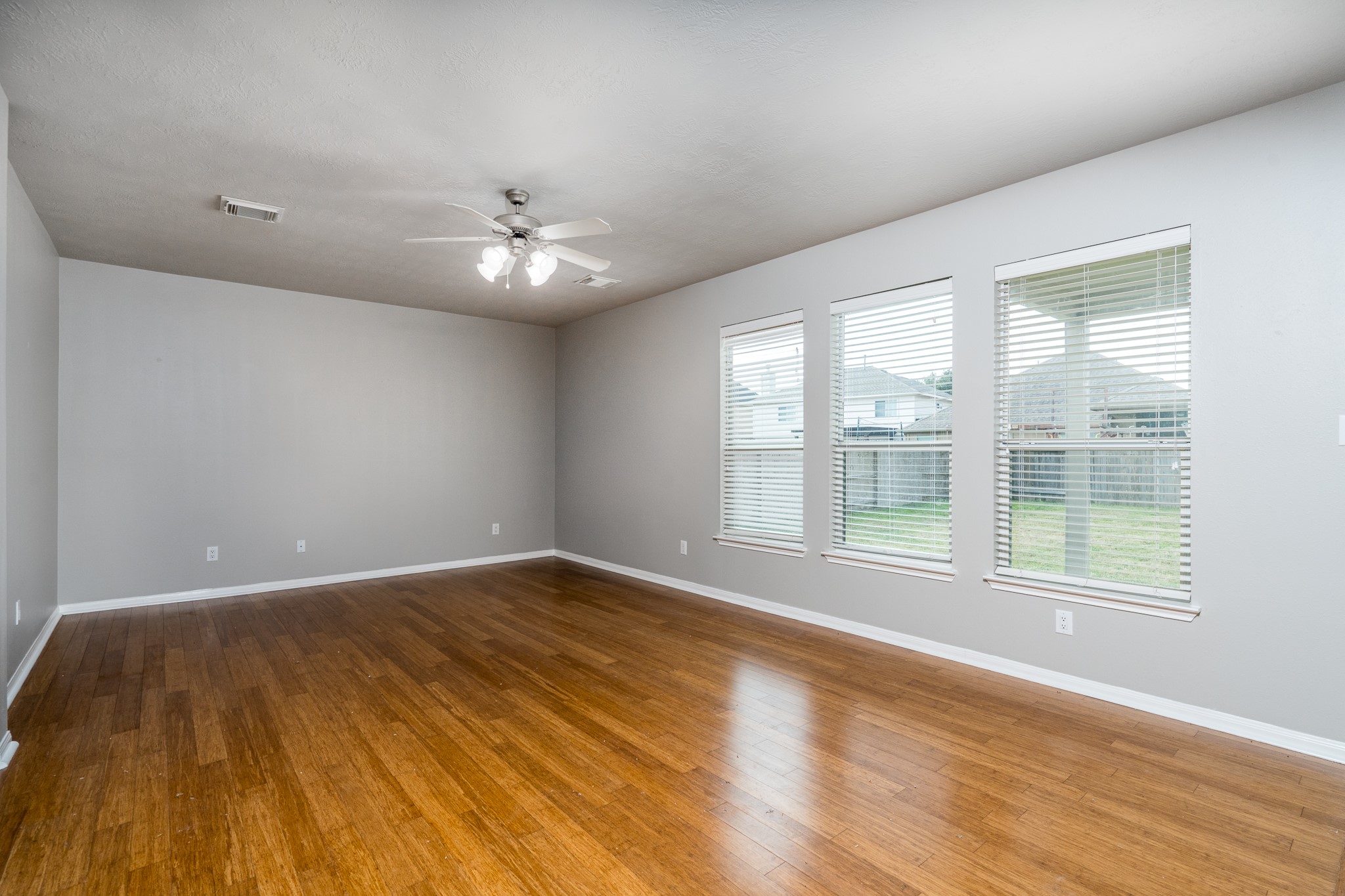 12947 E Millstream Bend Lane Property Photo 8