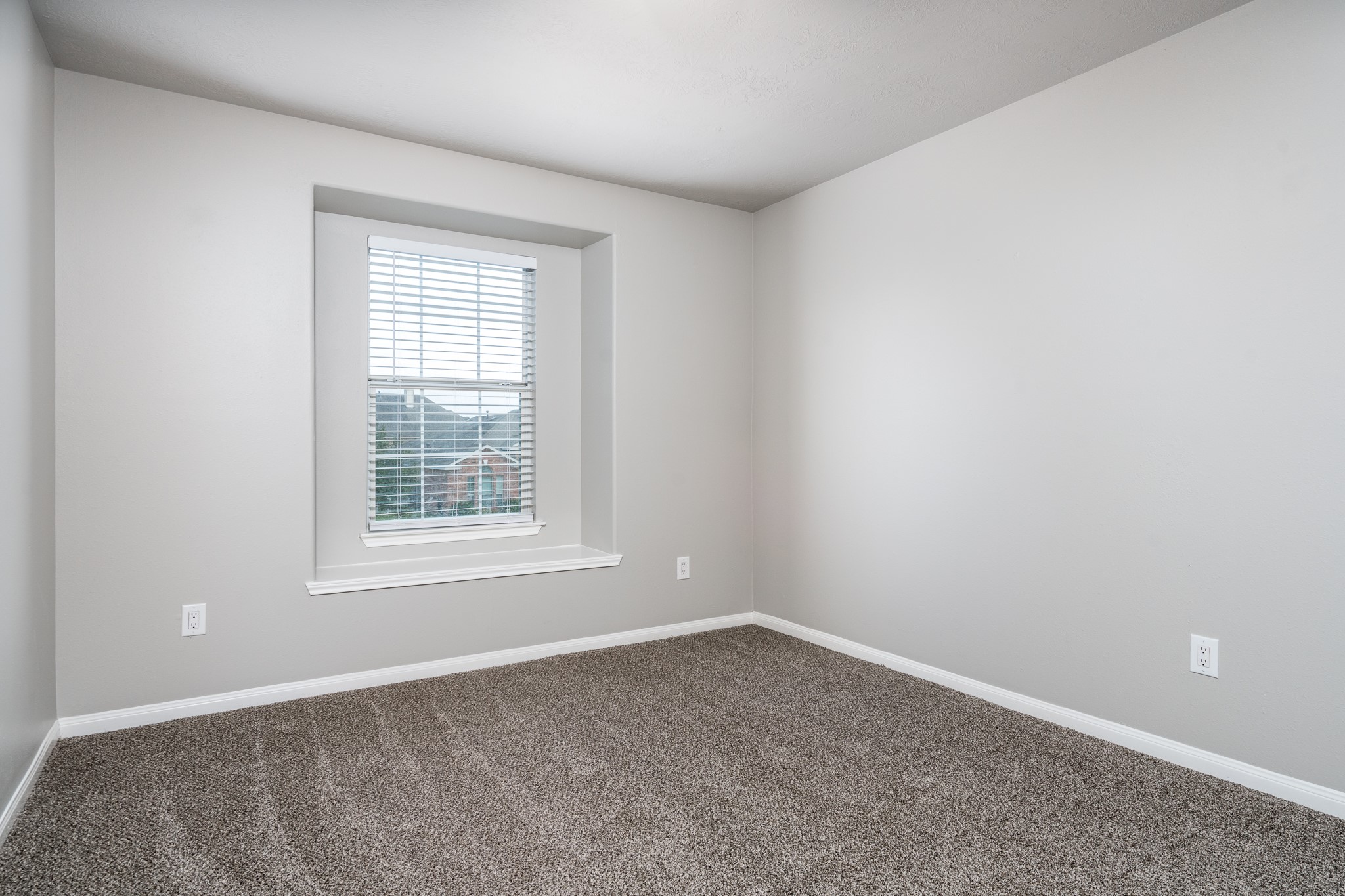 12947 E Millstream Bend Lane Property Photo 27