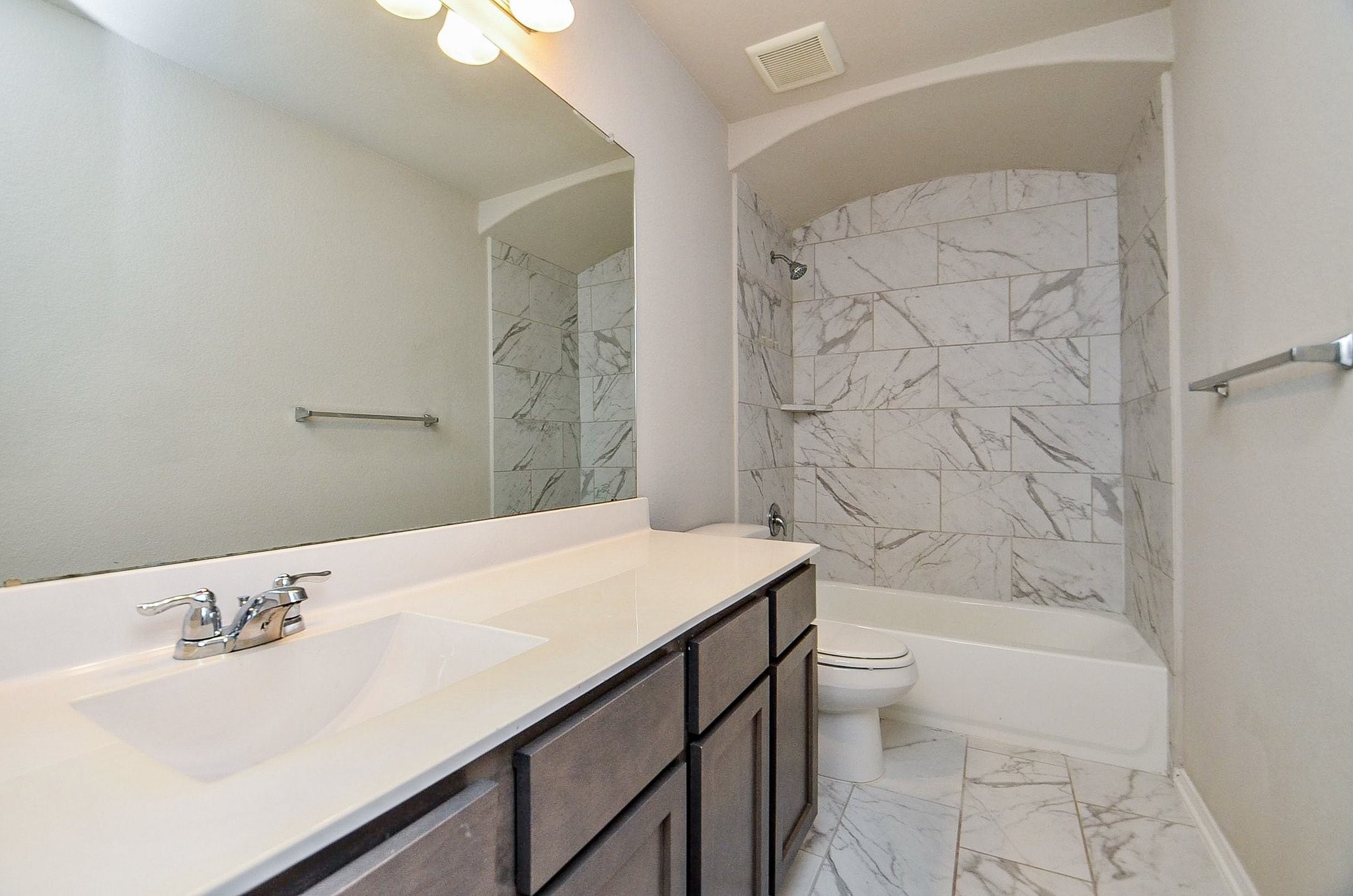 5443 Grand View Drive Property Photo 15