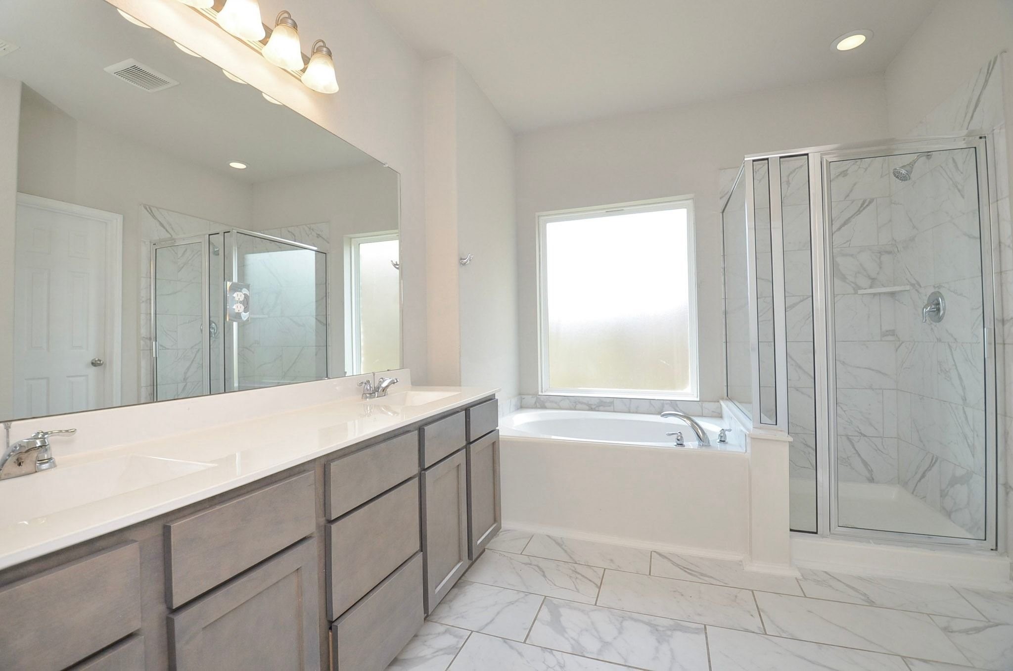 5443 Grand View Drive Property Photo 17