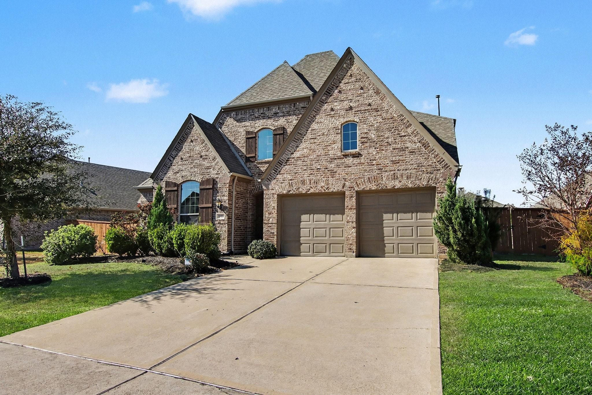 11022 Croftmore Drive Property Photo 3