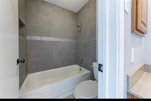2135 Collingsfield Drive Property Photo 15