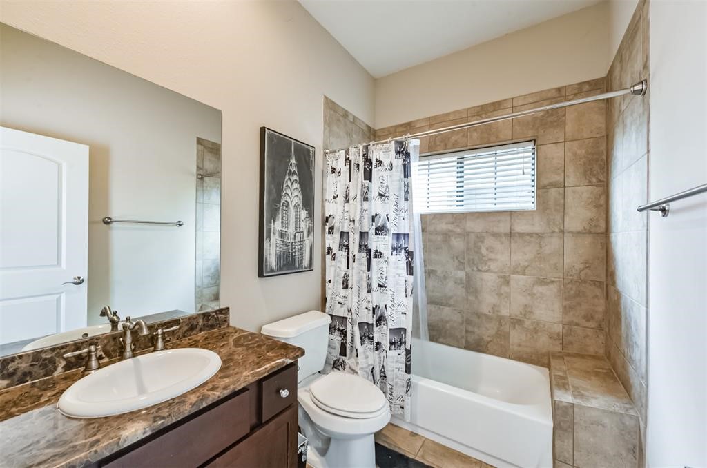 1130 Hempstead Villa Lane Property Photo 8