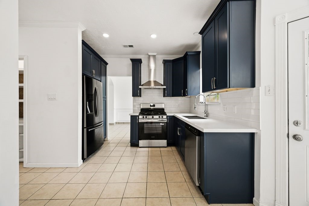 5007 Kleinbrook Drive Property Photo 12
