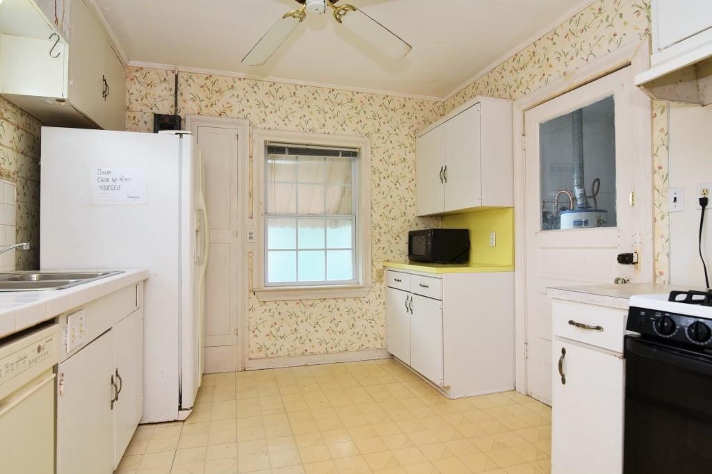 1961 Dryden Road 2 Property Photo 11