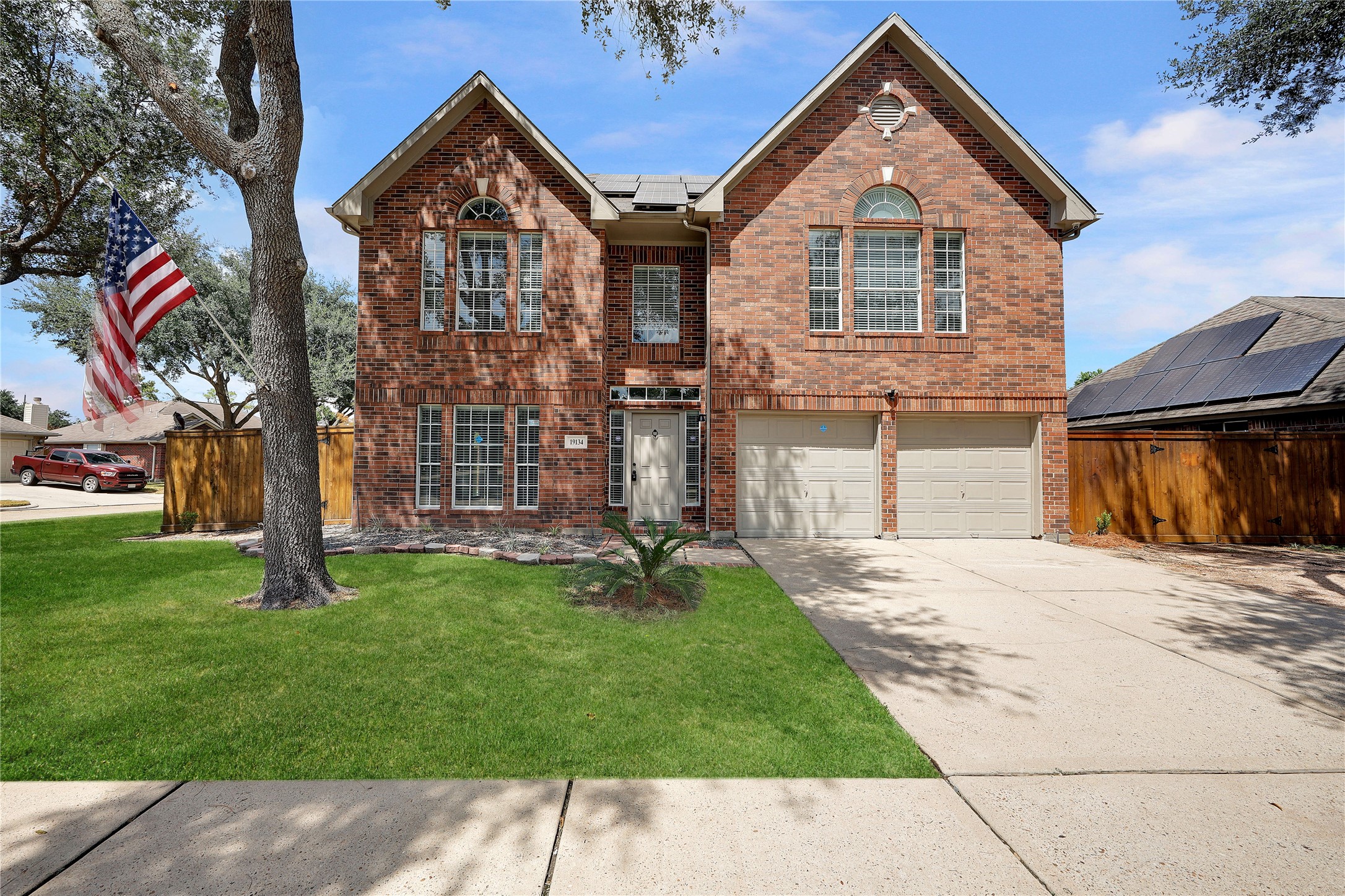 19134 Mockingbird Valley Drive