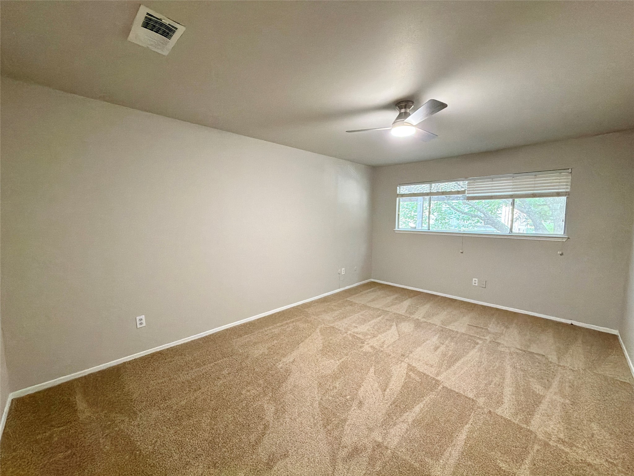 857 Wax Myrtle Lane Property Photo 2