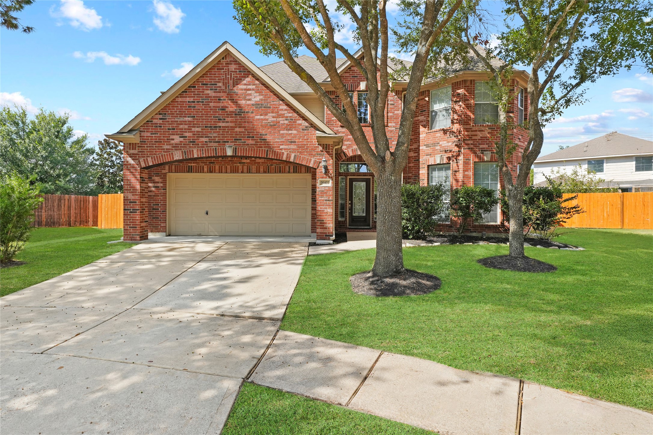 26422 Creston Woods Drive Property Photo 5