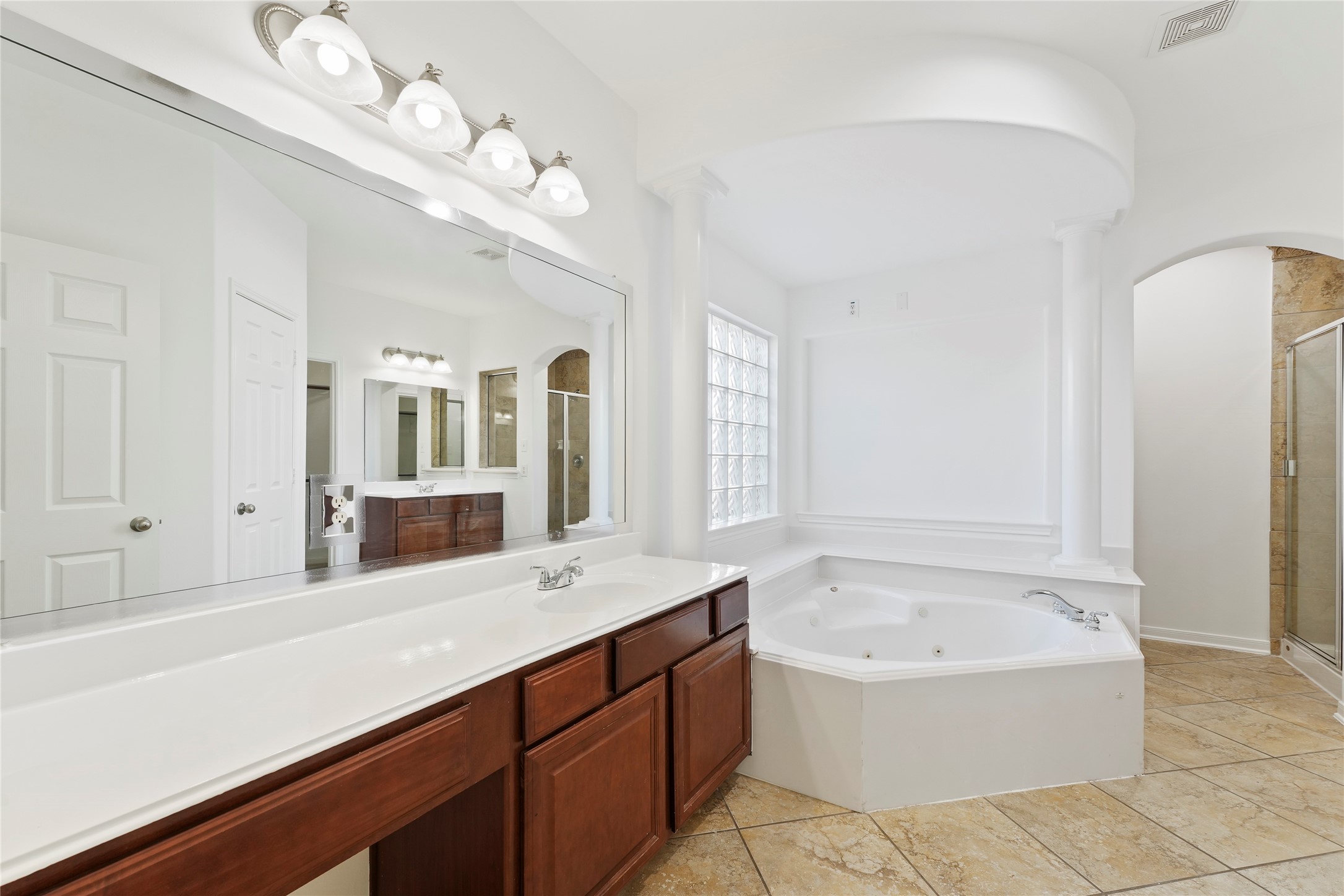 26422 Creston Woods Drive Property Photo 20