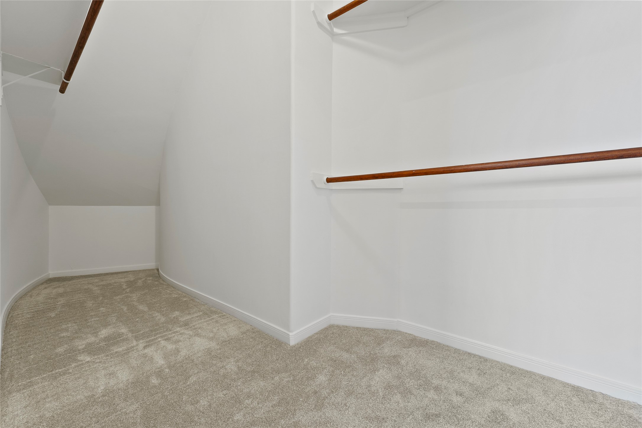 26422 Creston Woods Drive Property Photo 22