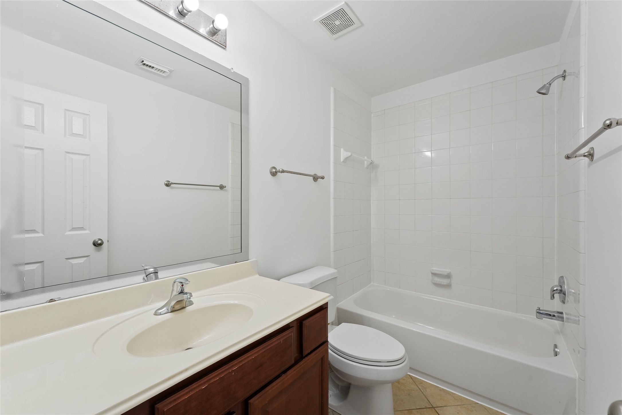 26422 Creston Woods Drive Property Photo 30