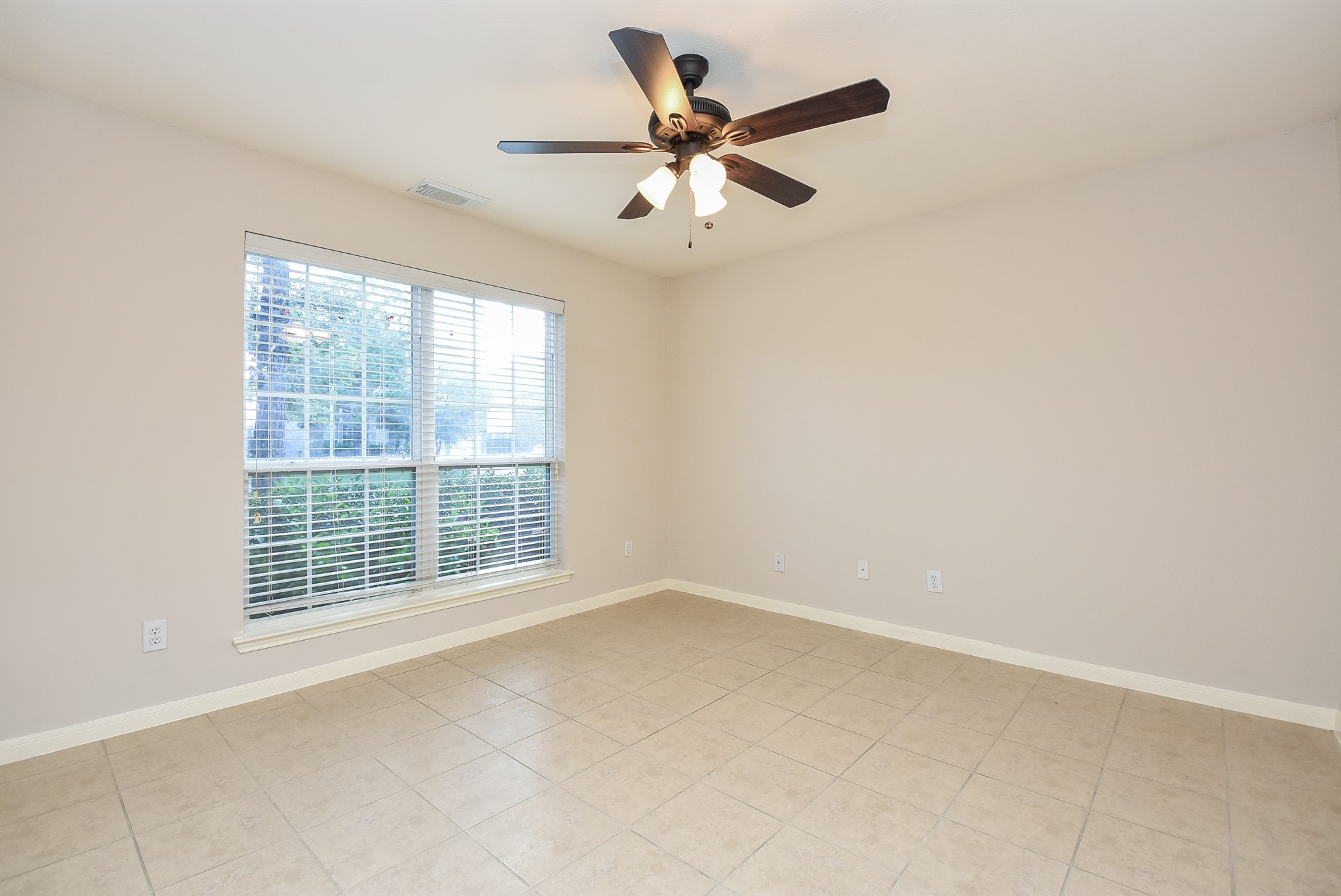 24518 Red Bluff Trail Property Photo 5
