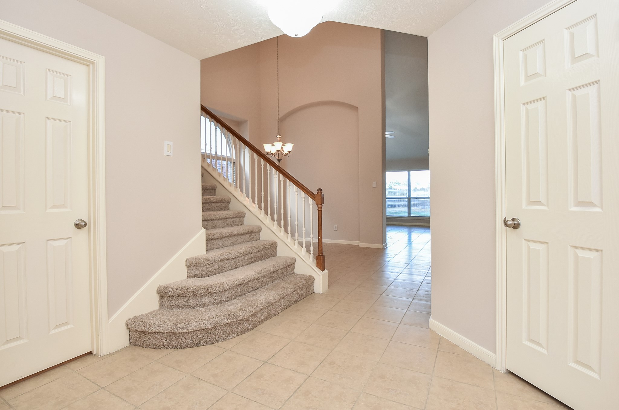 24518 Red Bluff Trail Property Photo 6