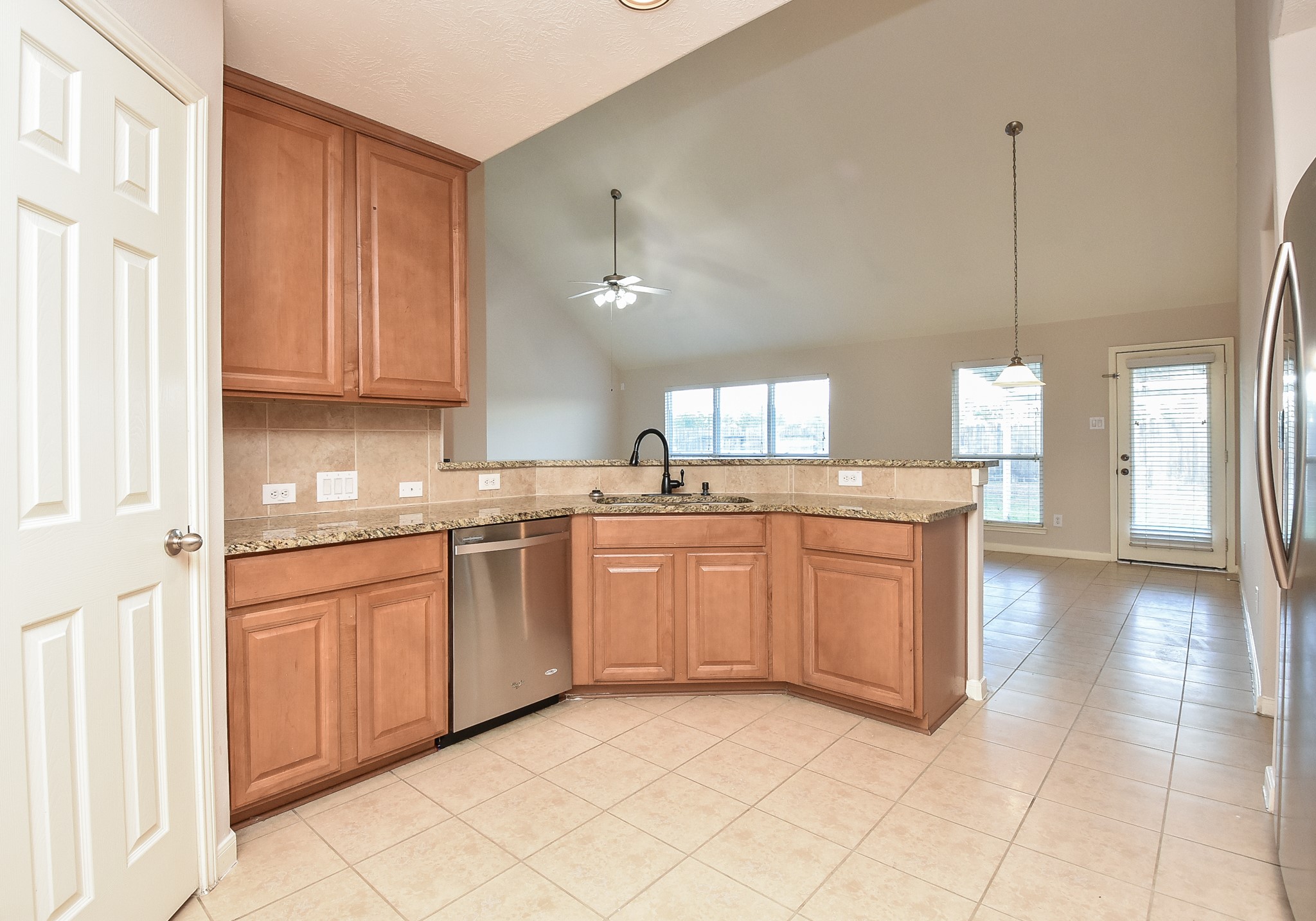 24518 Red Bluff Trail Property Photo 15
