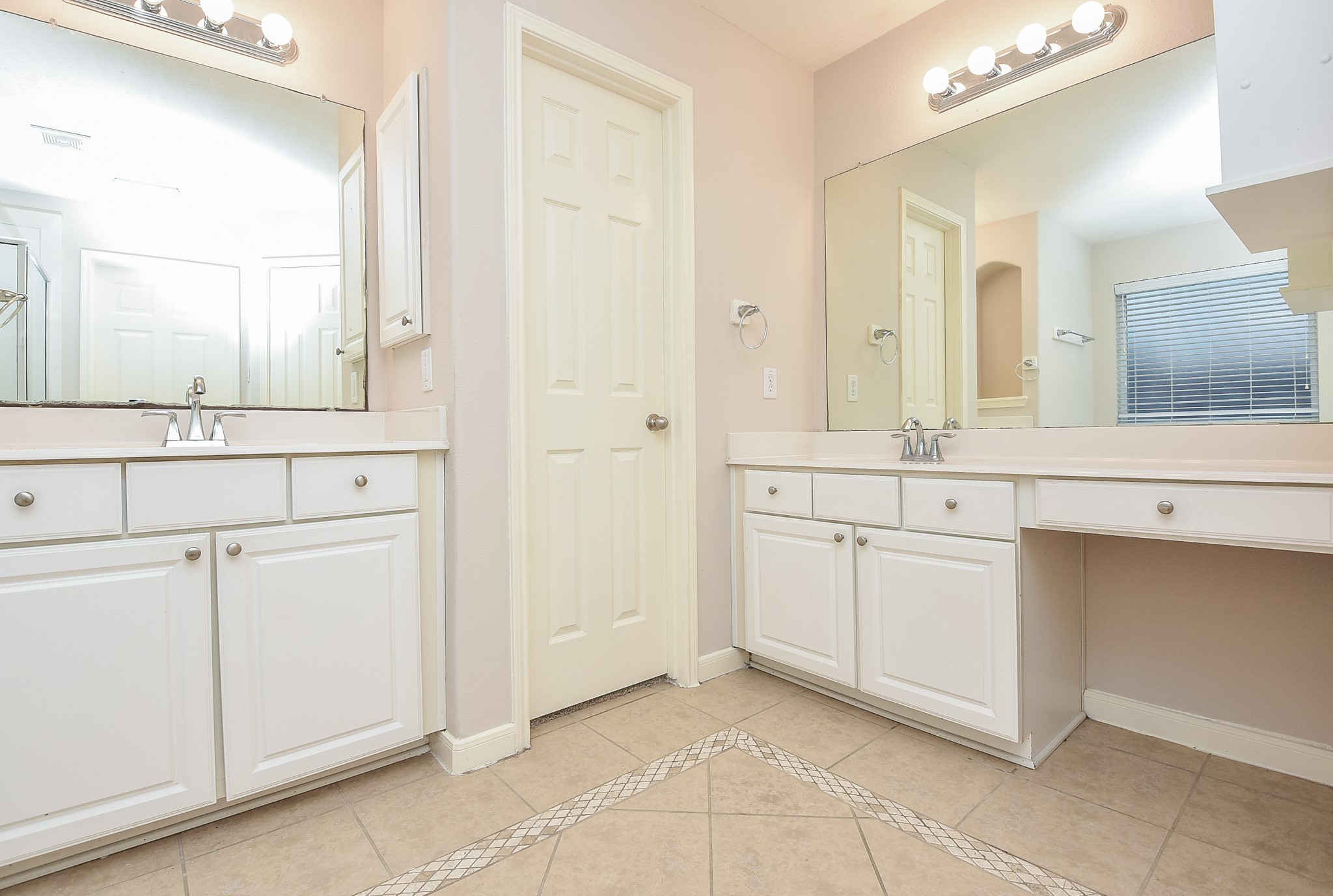 24518 Red Bluff Trail Property Photo 19