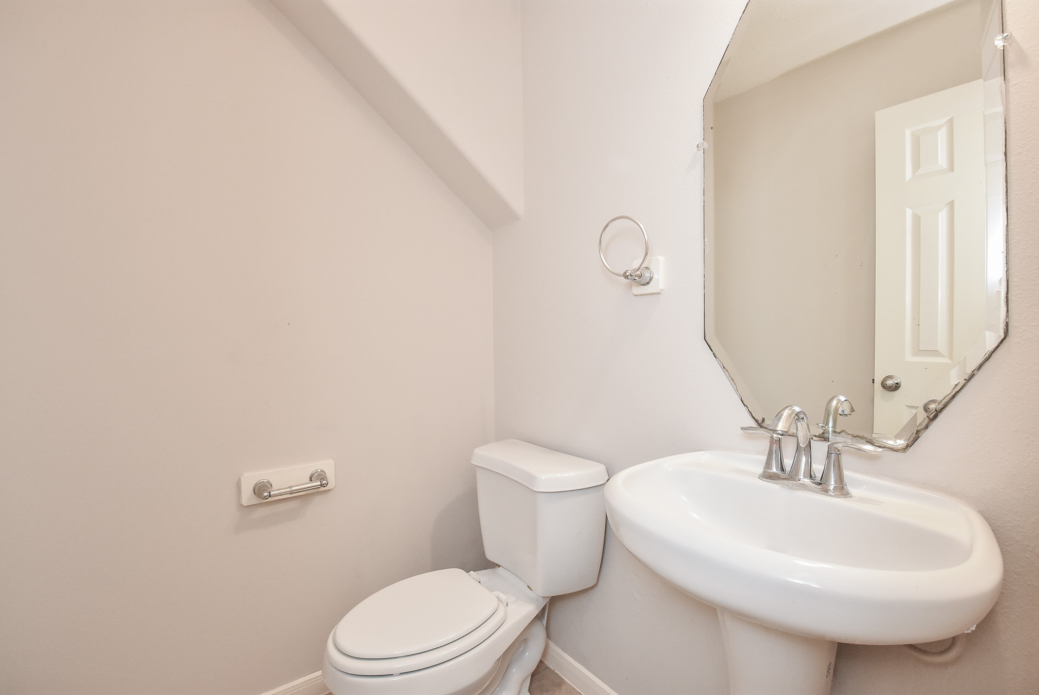 24518 Red Bluff Trail Property Photo 28