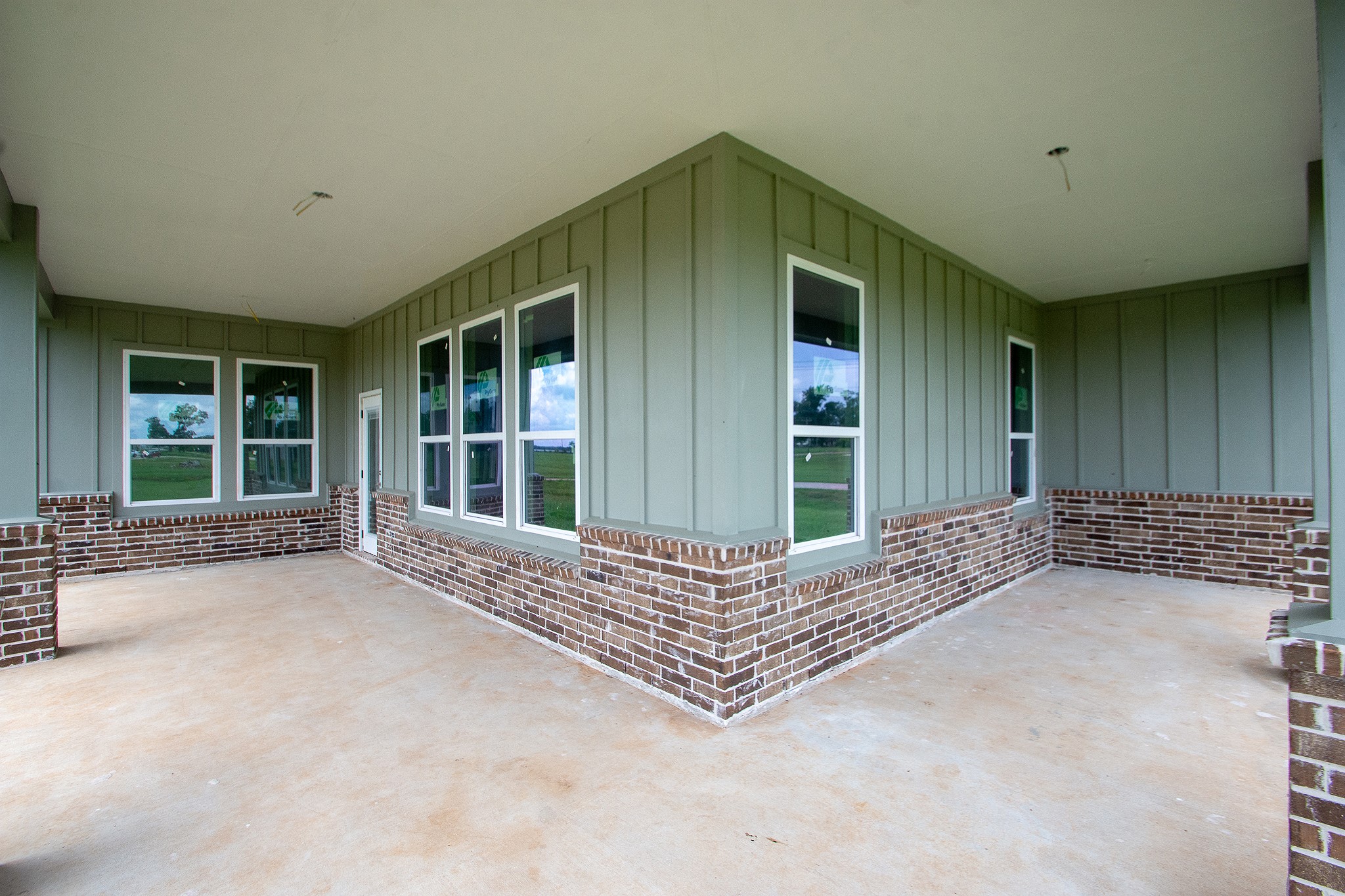 201 Shetland Court Property Photo 5