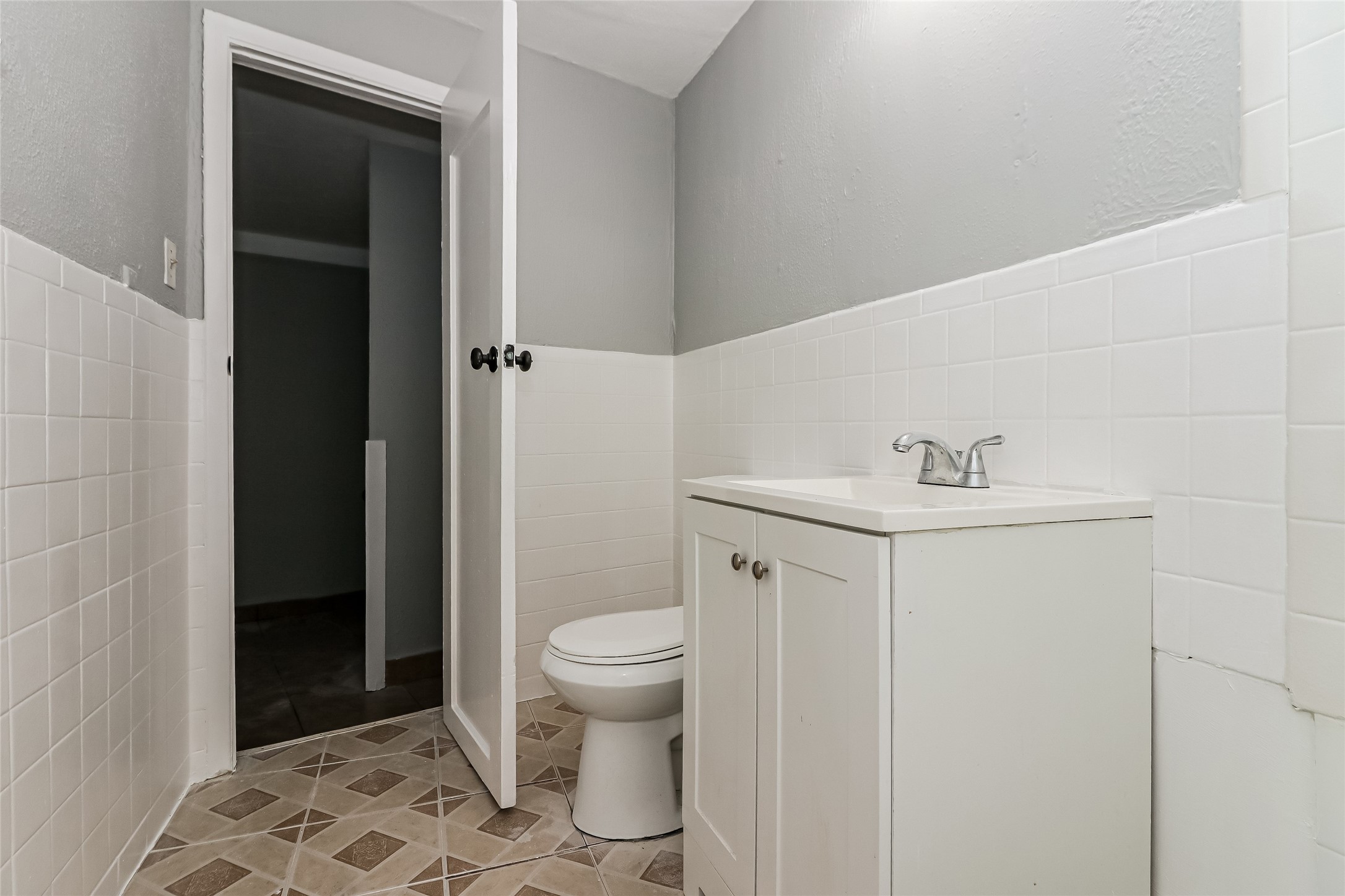 4610 Schroeder Street 2 Property Photo 8