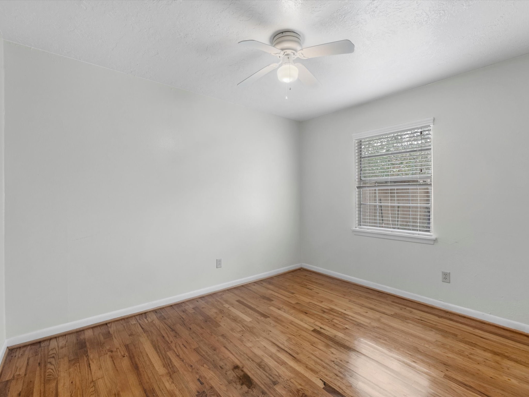 9011 Kerrwood Lane Property Photo 11