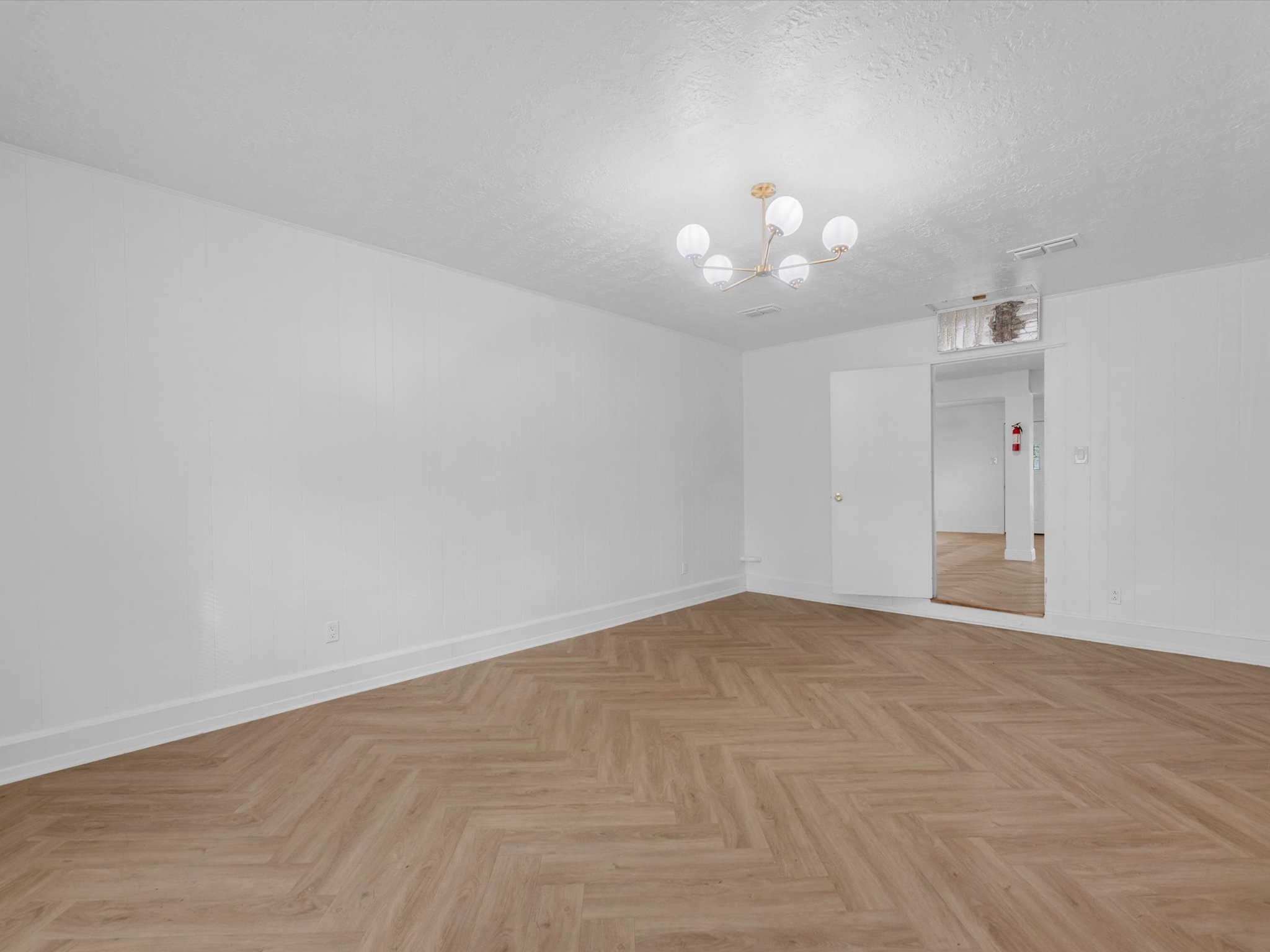 9011 Kerrwood Lane Property Photo 15
