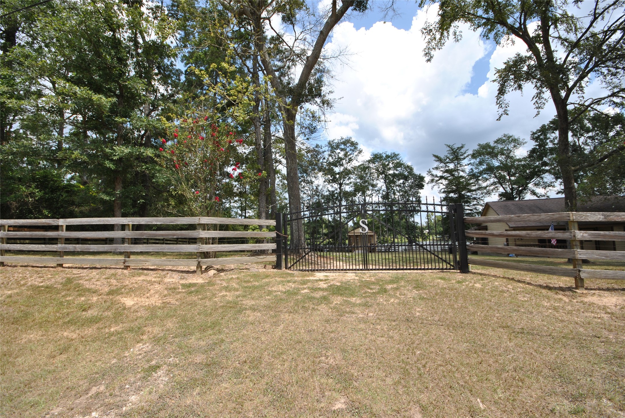 12960 Royal Shores Drive Property Photo 4