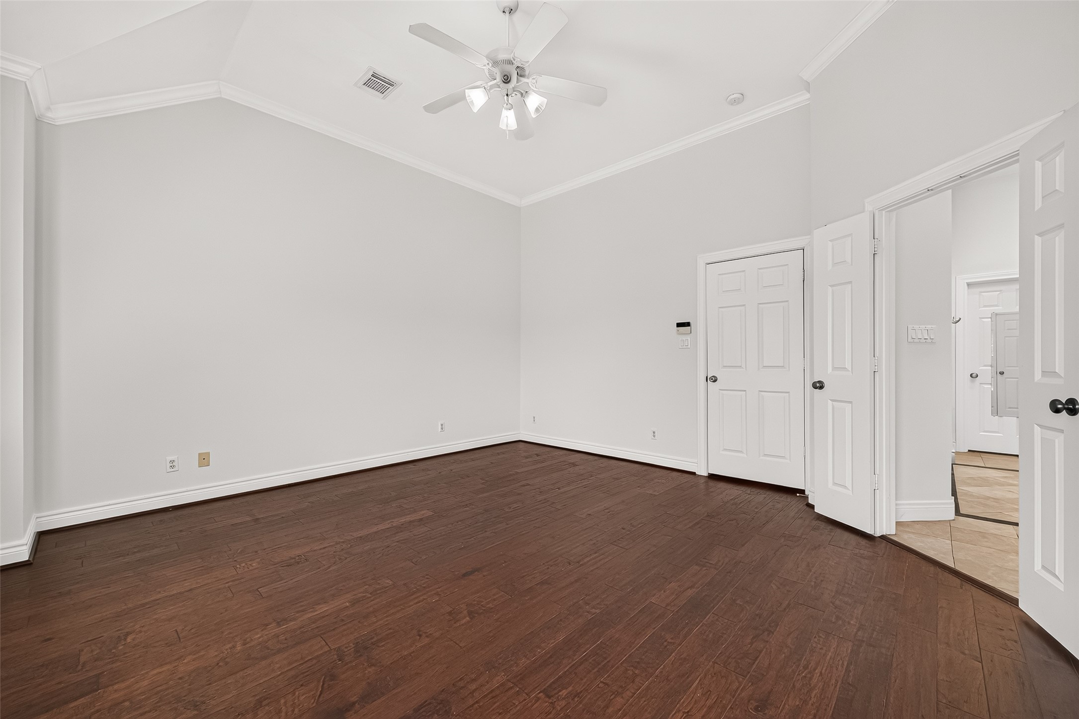 2508 South Boulevard Property Photo 21