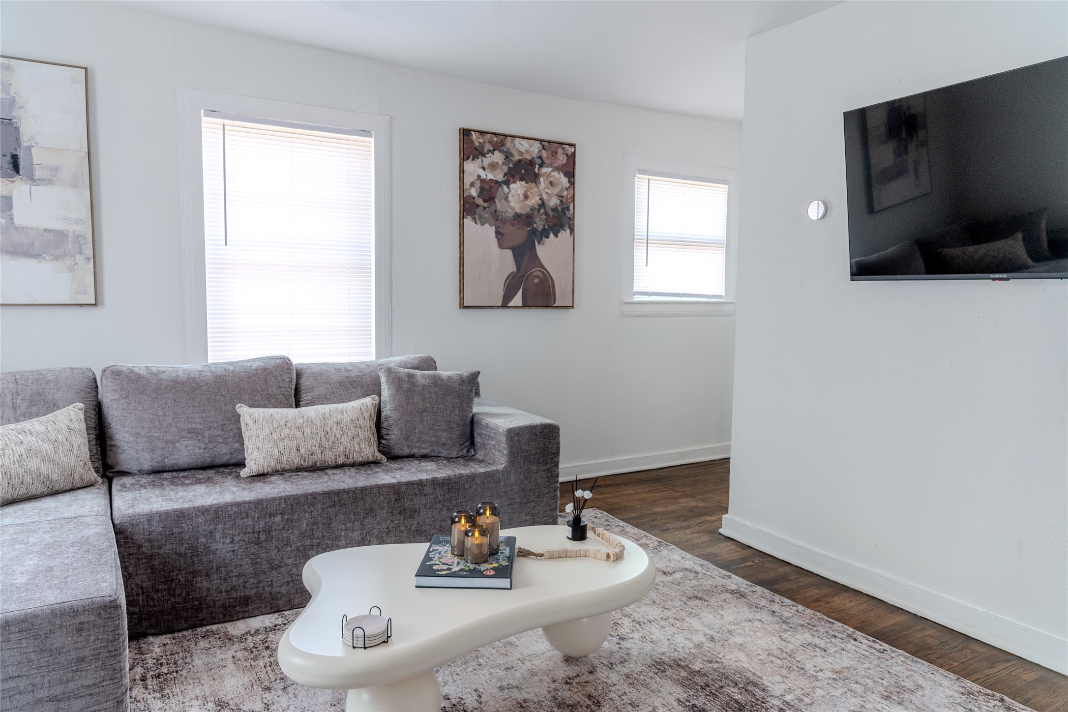 2016 Dunlavy Street 3 Property Photo 8