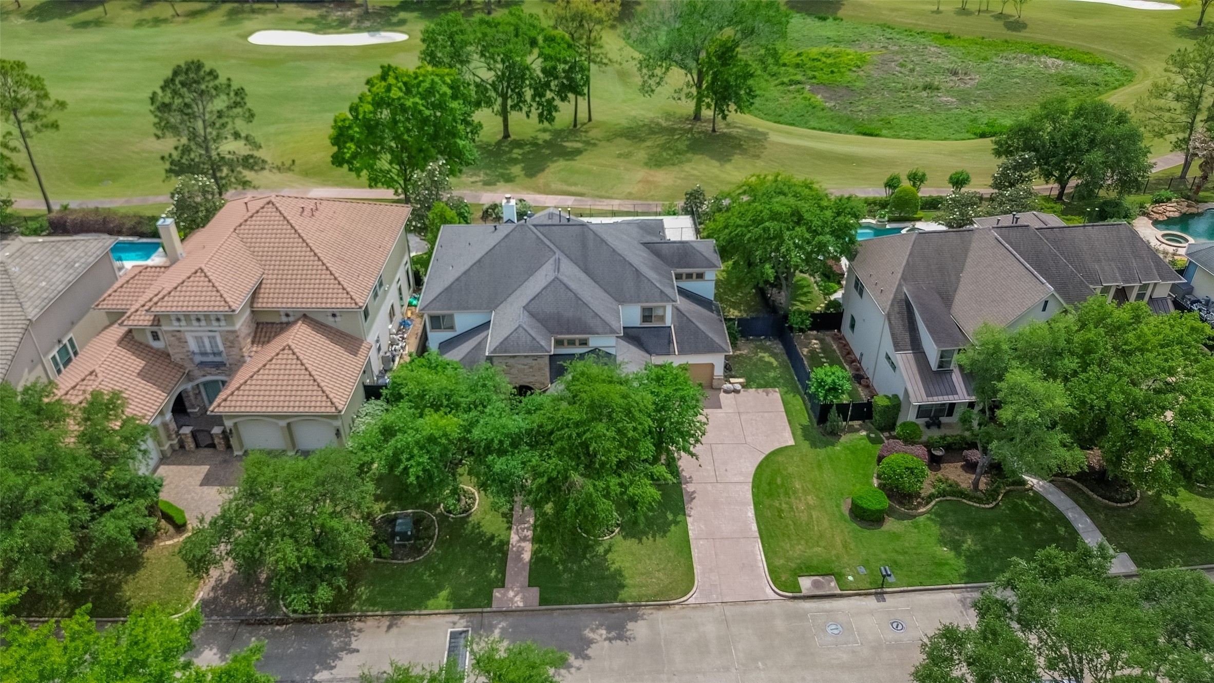 11819 Legend Manor Drive