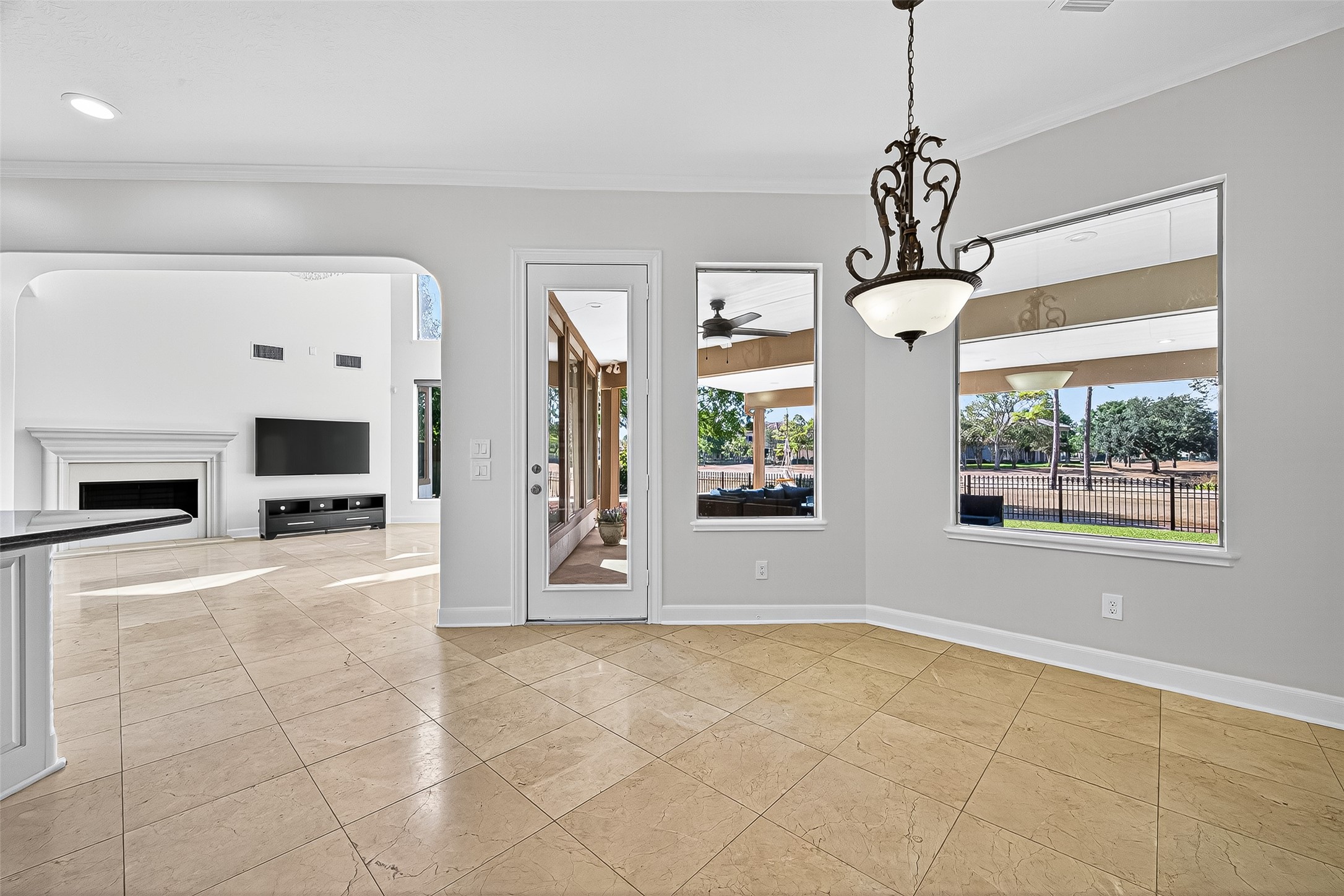 11819 Legend Manor Drive Property Photo 16