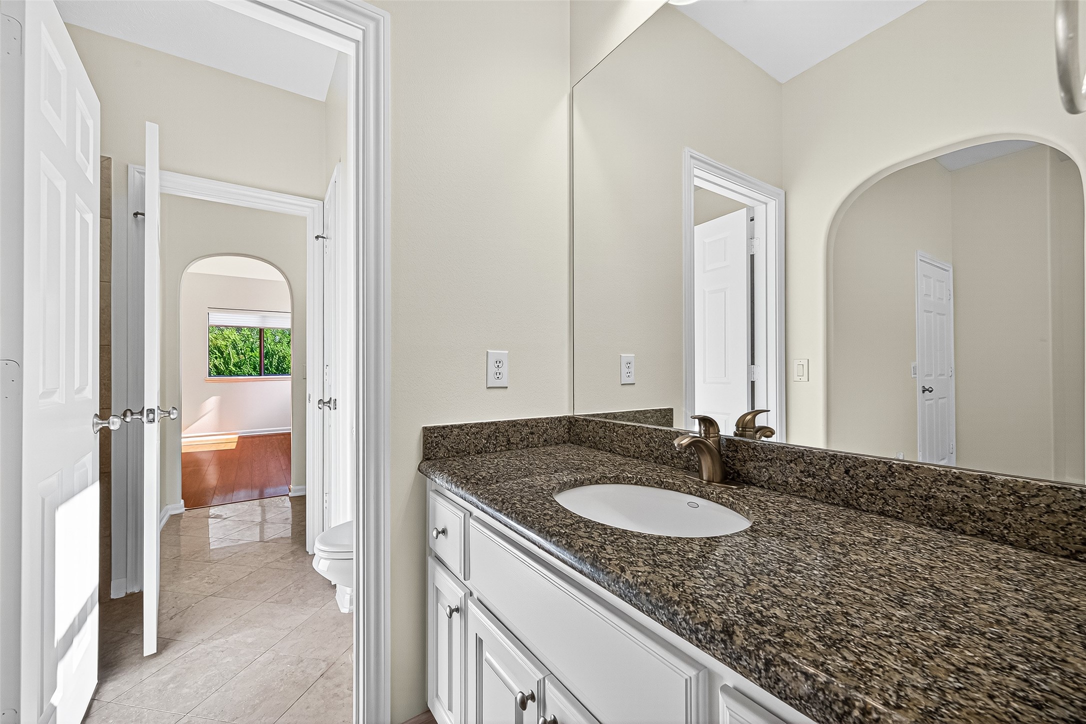 11819 Legend Manor Drive Property Photo 31