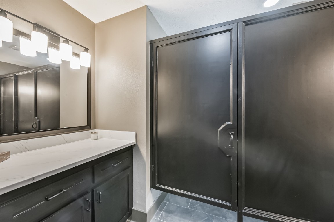 9030 Almeda Genoa Road Property Photo 8
