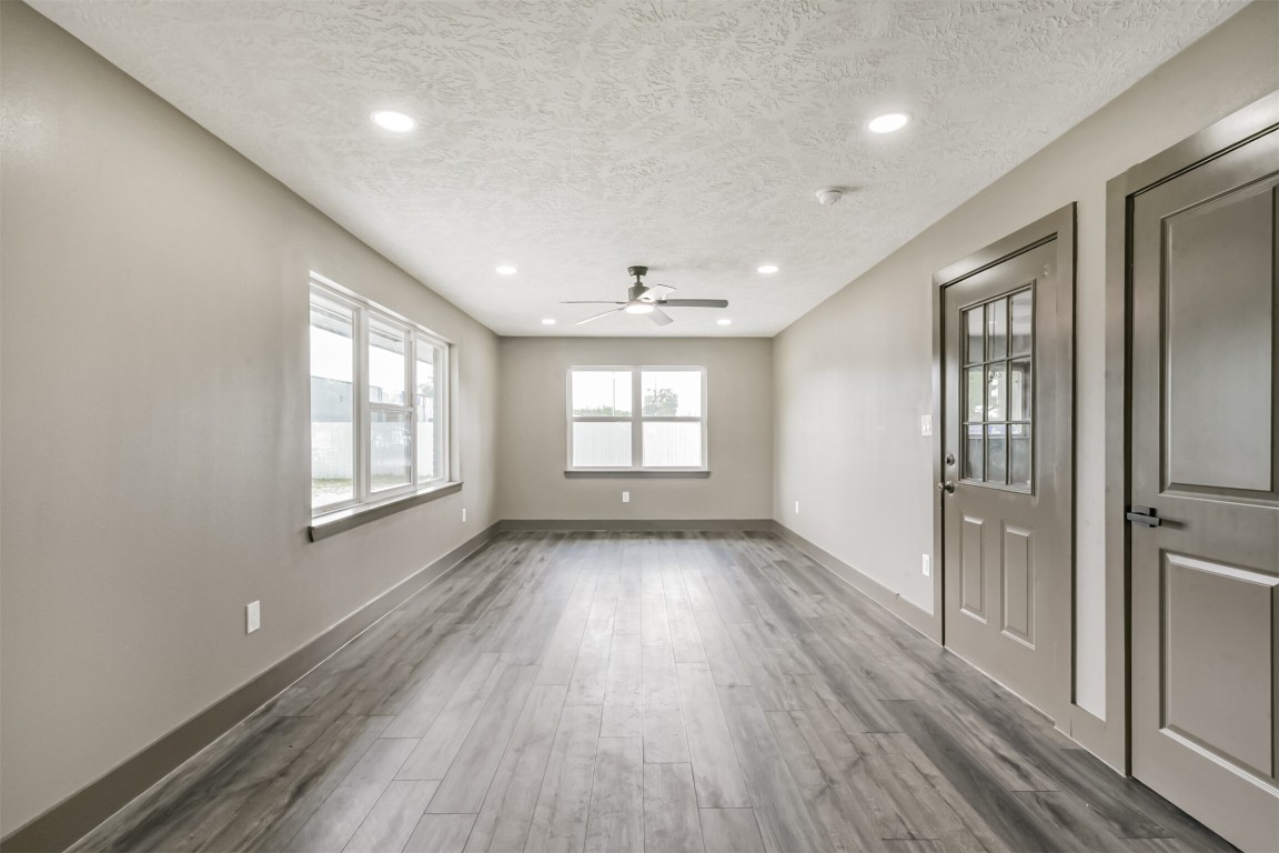 9030 Almeda Genoa Road Property Photo 10