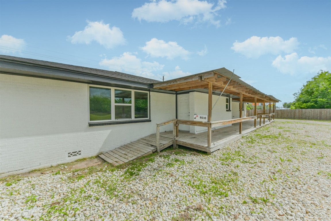 9030 Almeda Genoa Road Property Photo 14