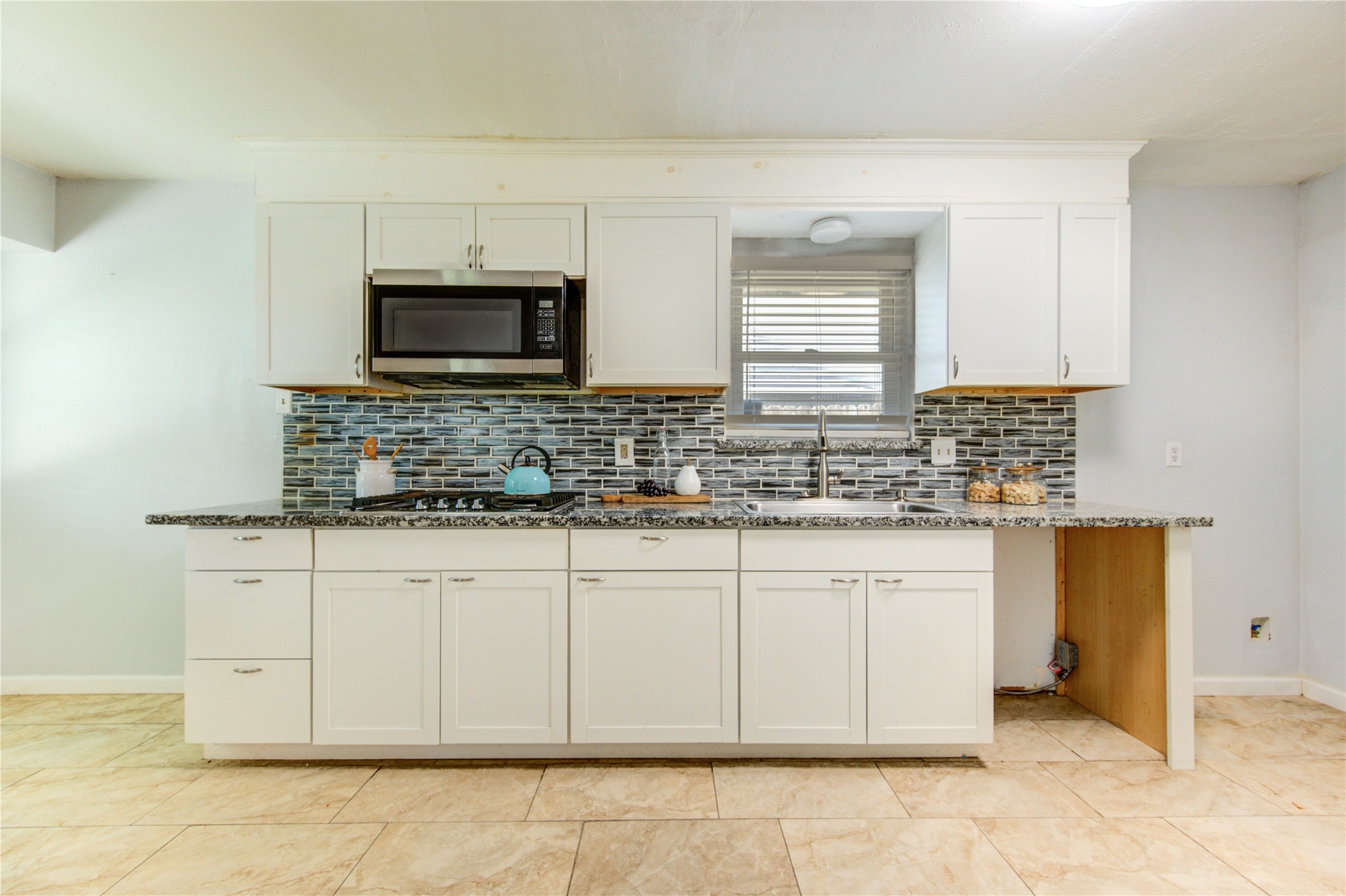 2314 Goodrich Street Property Photo 10