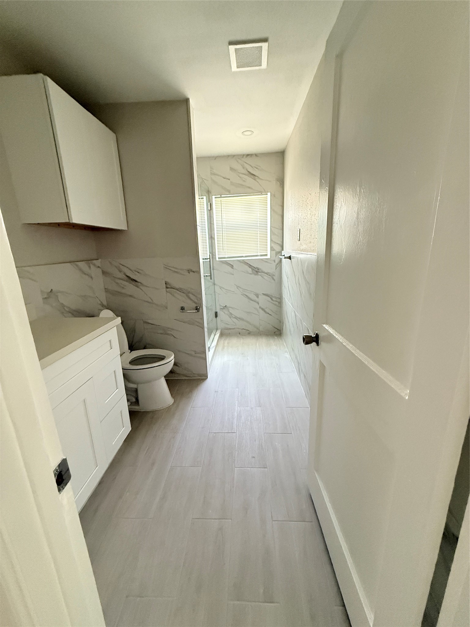5140 Polk St Property Photo 5